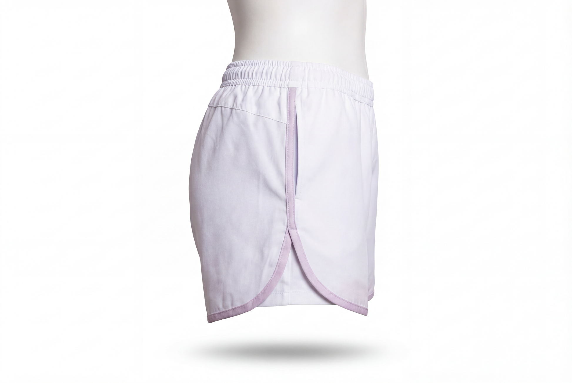 FINE LEG SHORTS