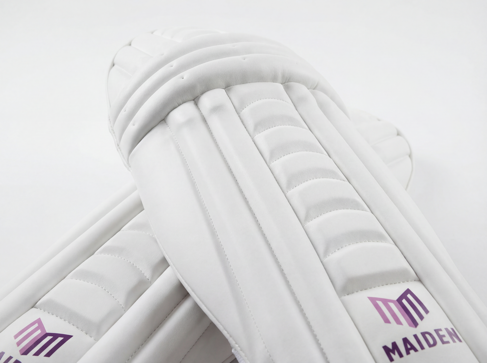 CRICKET BATTING PADS - WHITE