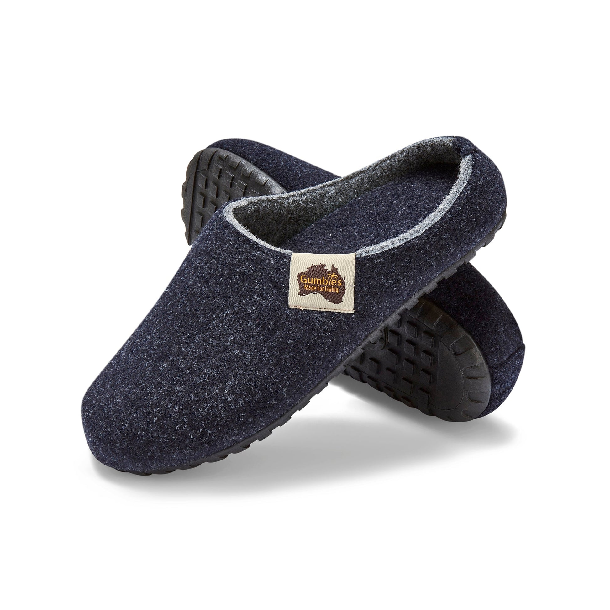 Outback Men's Slipper in Navy and Grey