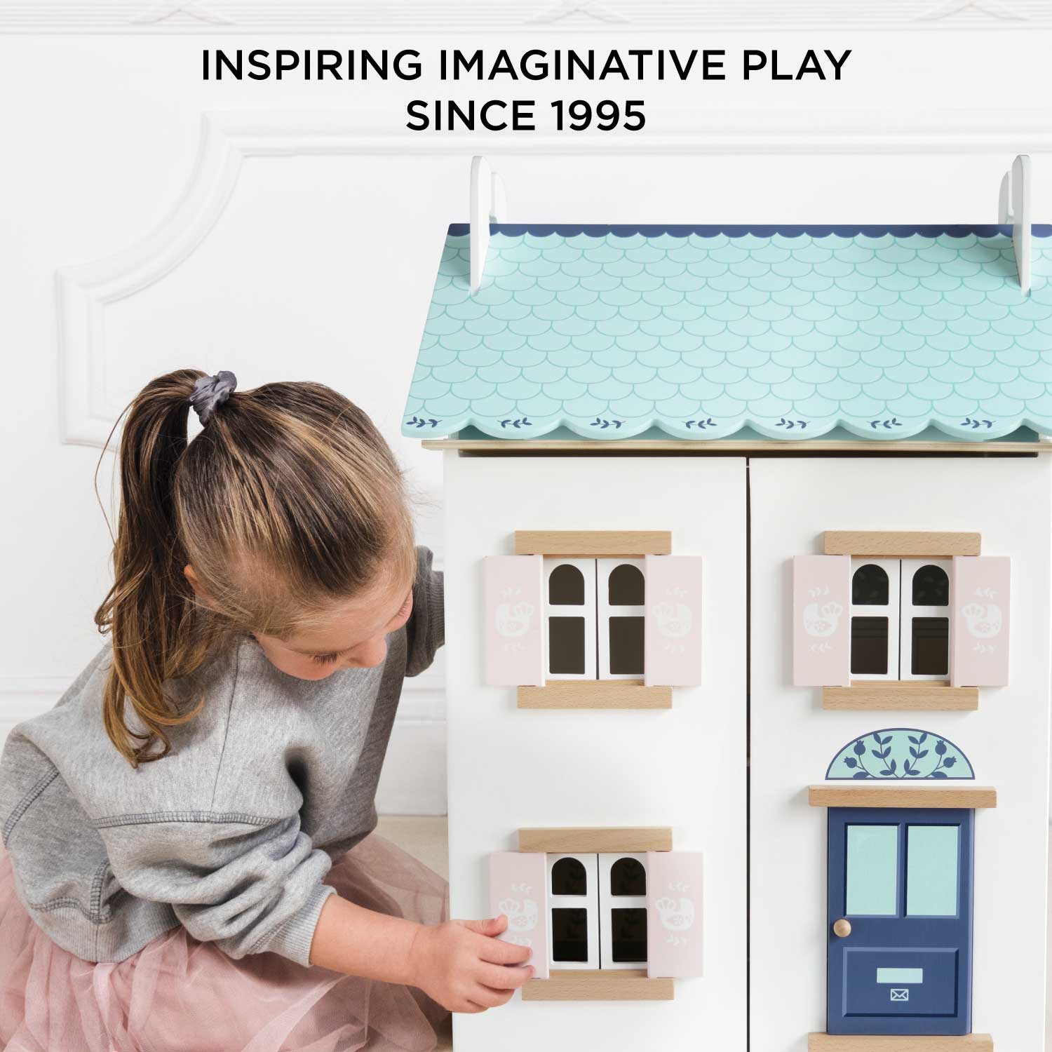 Bluebelle Wooden Dolls House