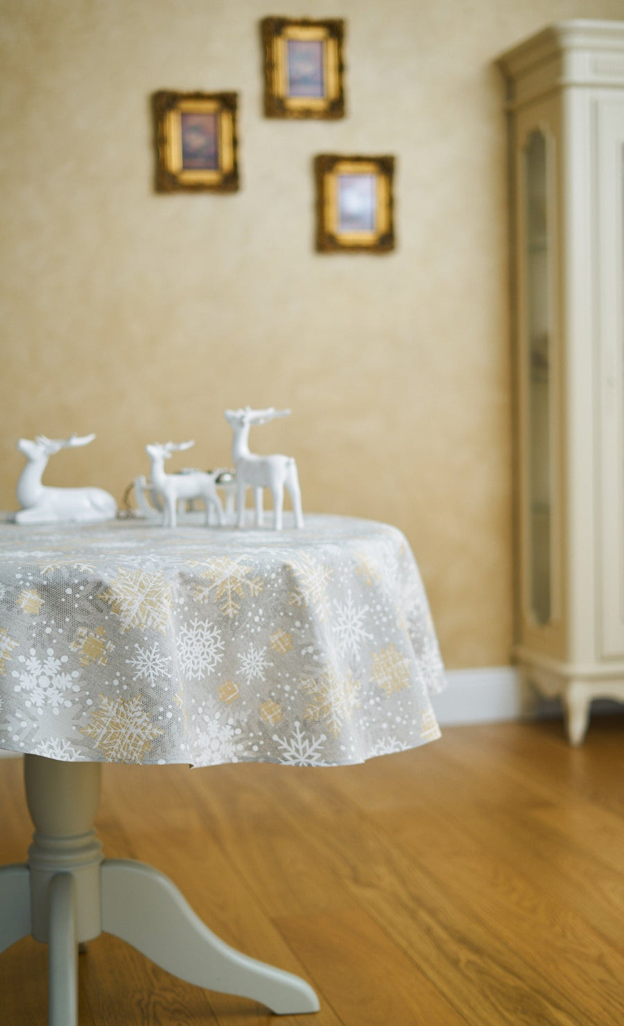 Winter Motif Round Tablecloth – Elegant Snowflake Design by Hortensias Home at www.brixbailey.com