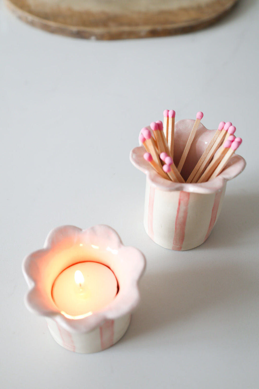 Daisy tealight holder