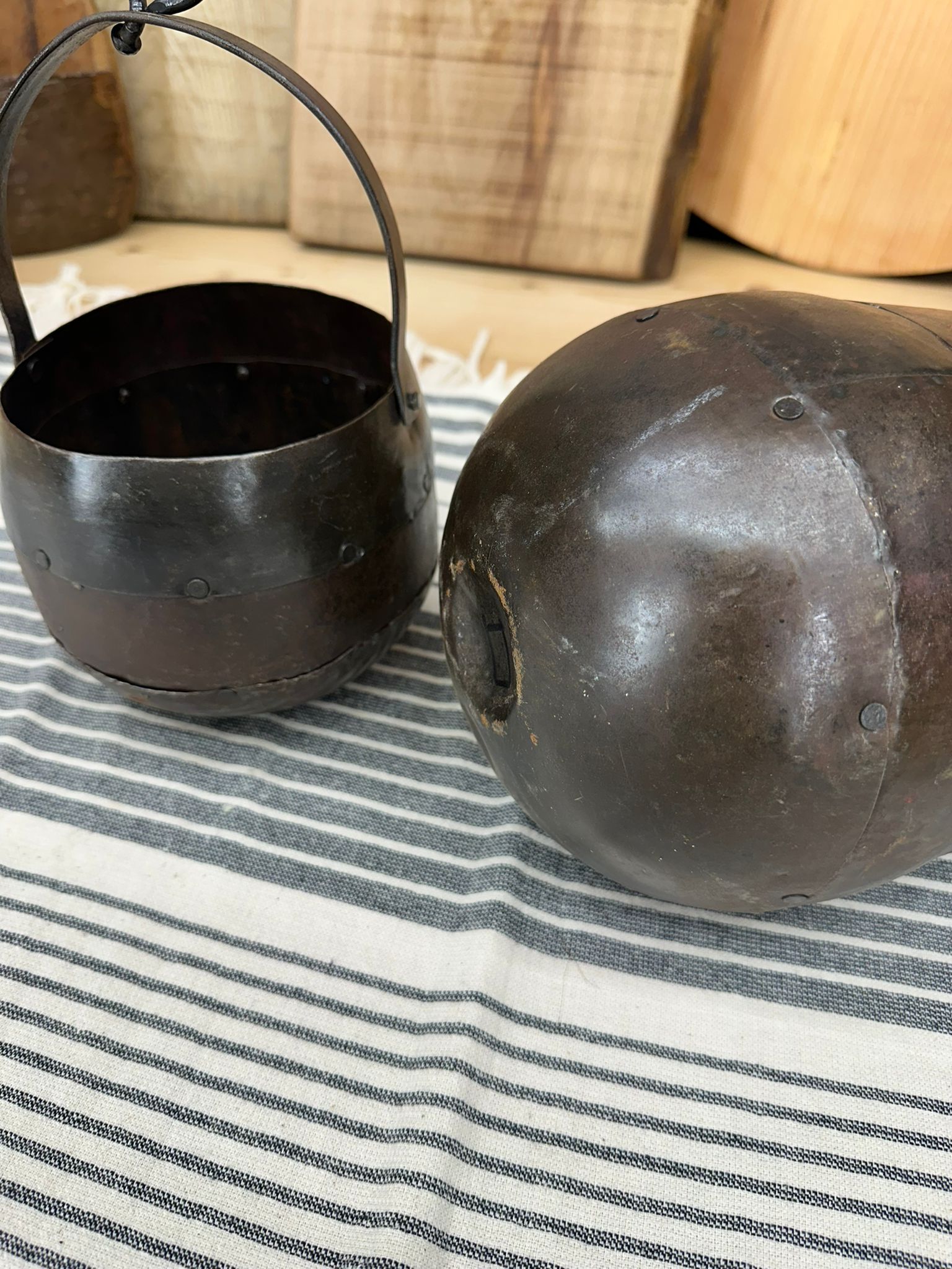 Pair Of Iron Hanging Plant Pot Planter / Herb Pot / Rustic Decor