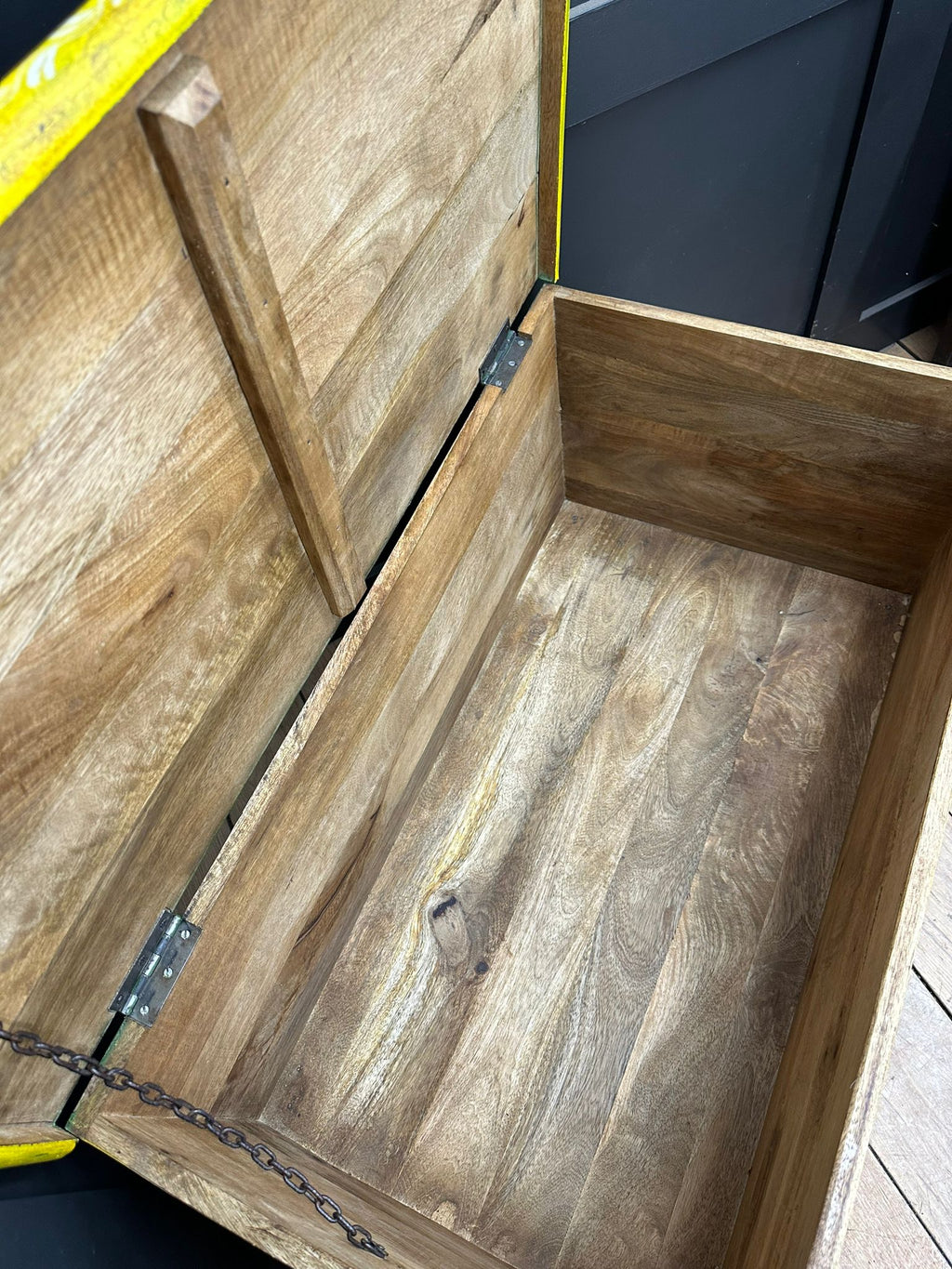 Vintage Indian Hand Painted Trunk Blanket Chest / Coffee Table / Sideboard Green