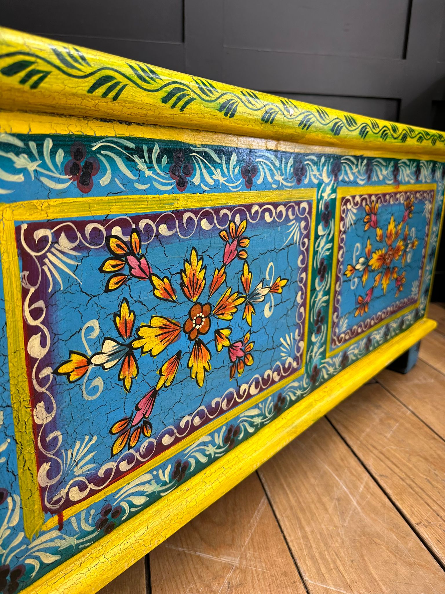 Vintage Indian Hand Painted Trunk Blanket Chest / Coffee Table / Sideboard Blue