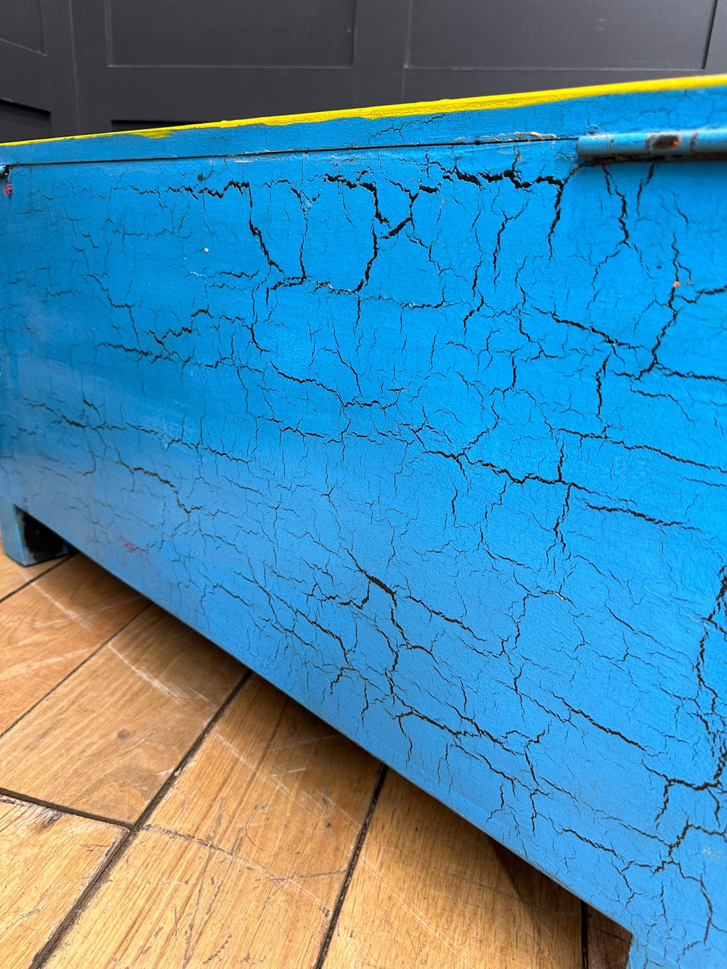 Vintage Indian Hand Painted Trunk Blanket Chest / Coffee Table / Sideboard Blue