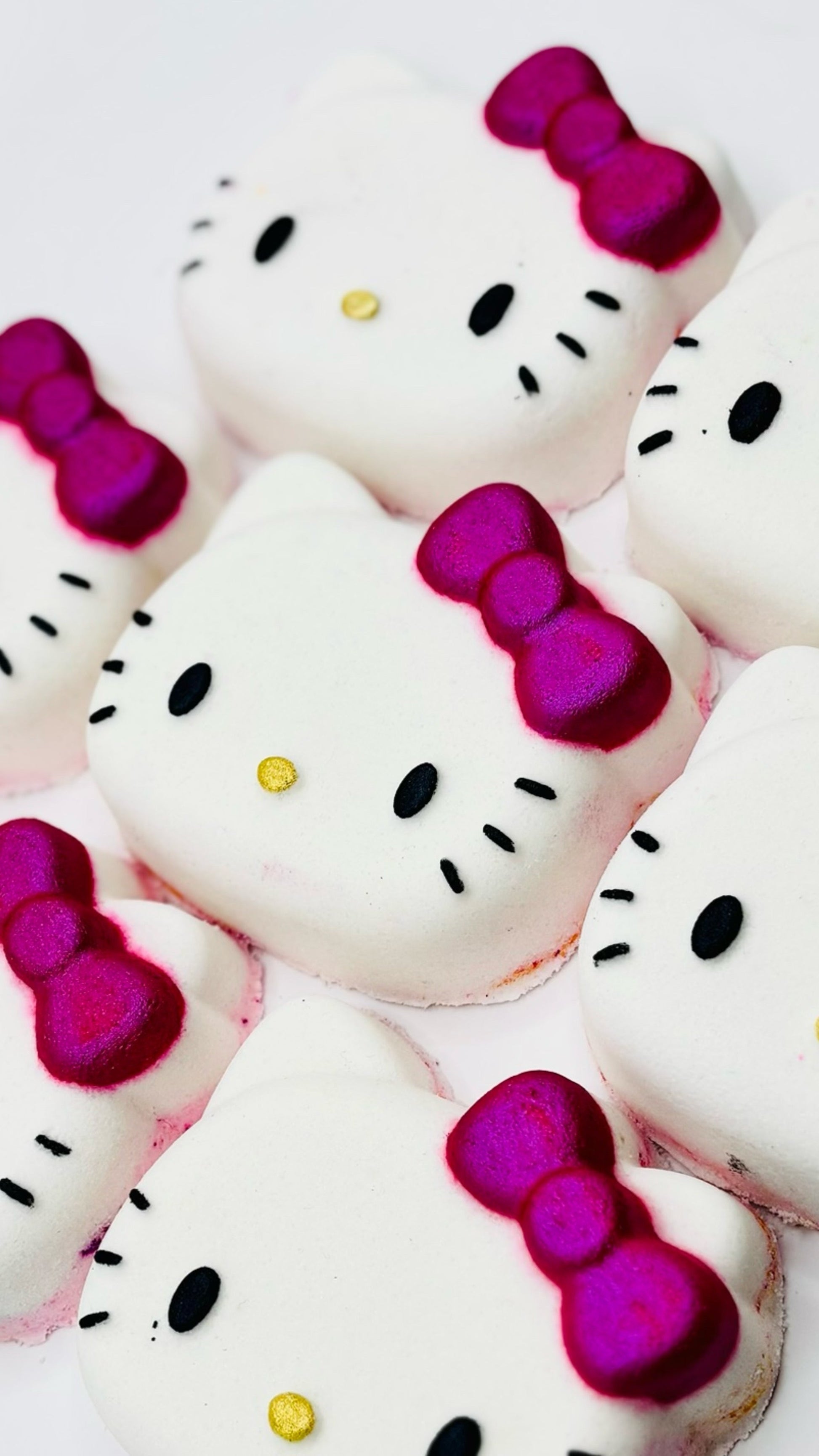 Hello Kitty Bath Bomb
