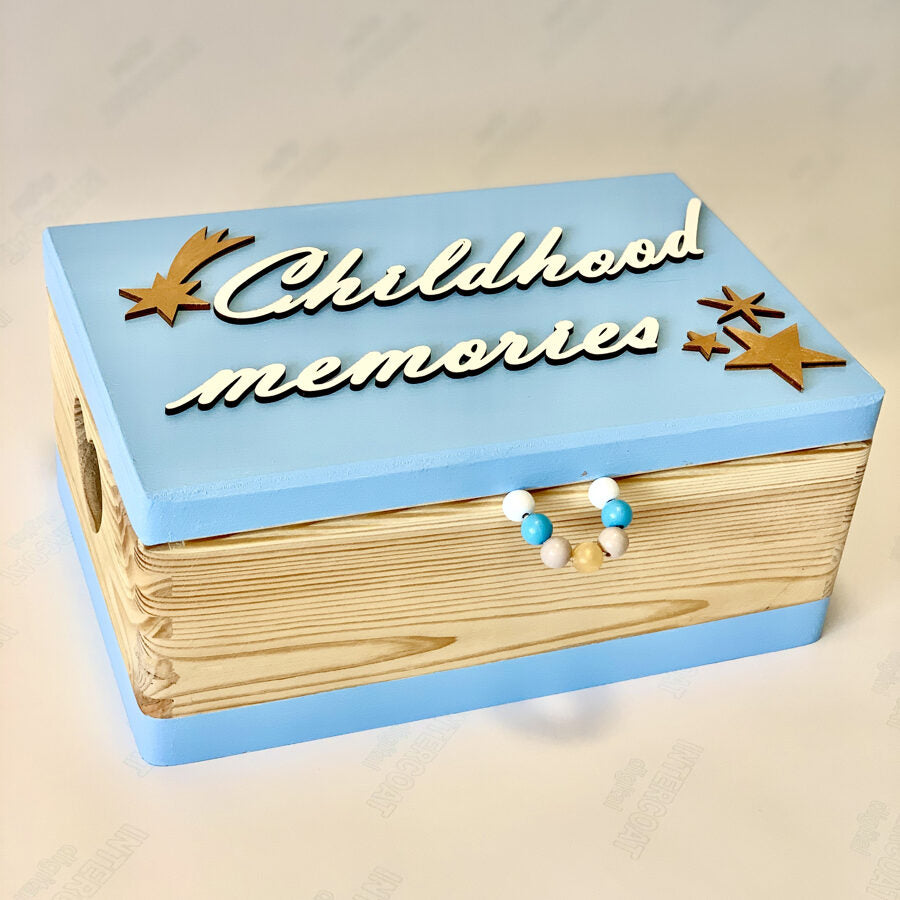 Handmade Wooden Memory Box – Cherish Baby's Milestones by Kai aš mažas buvau at www.brixbailey.com