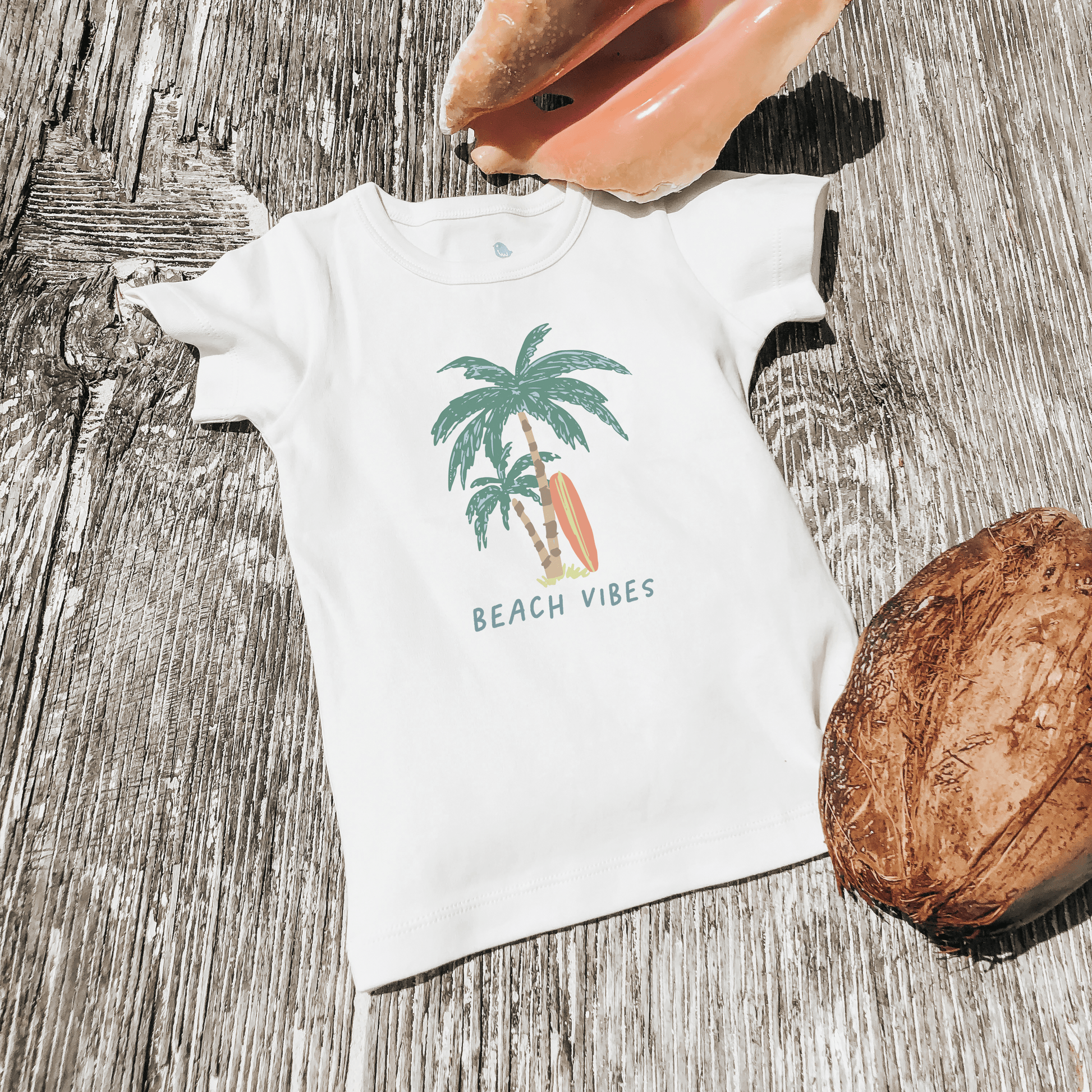 Graphic Tee Beach Vibes Palms