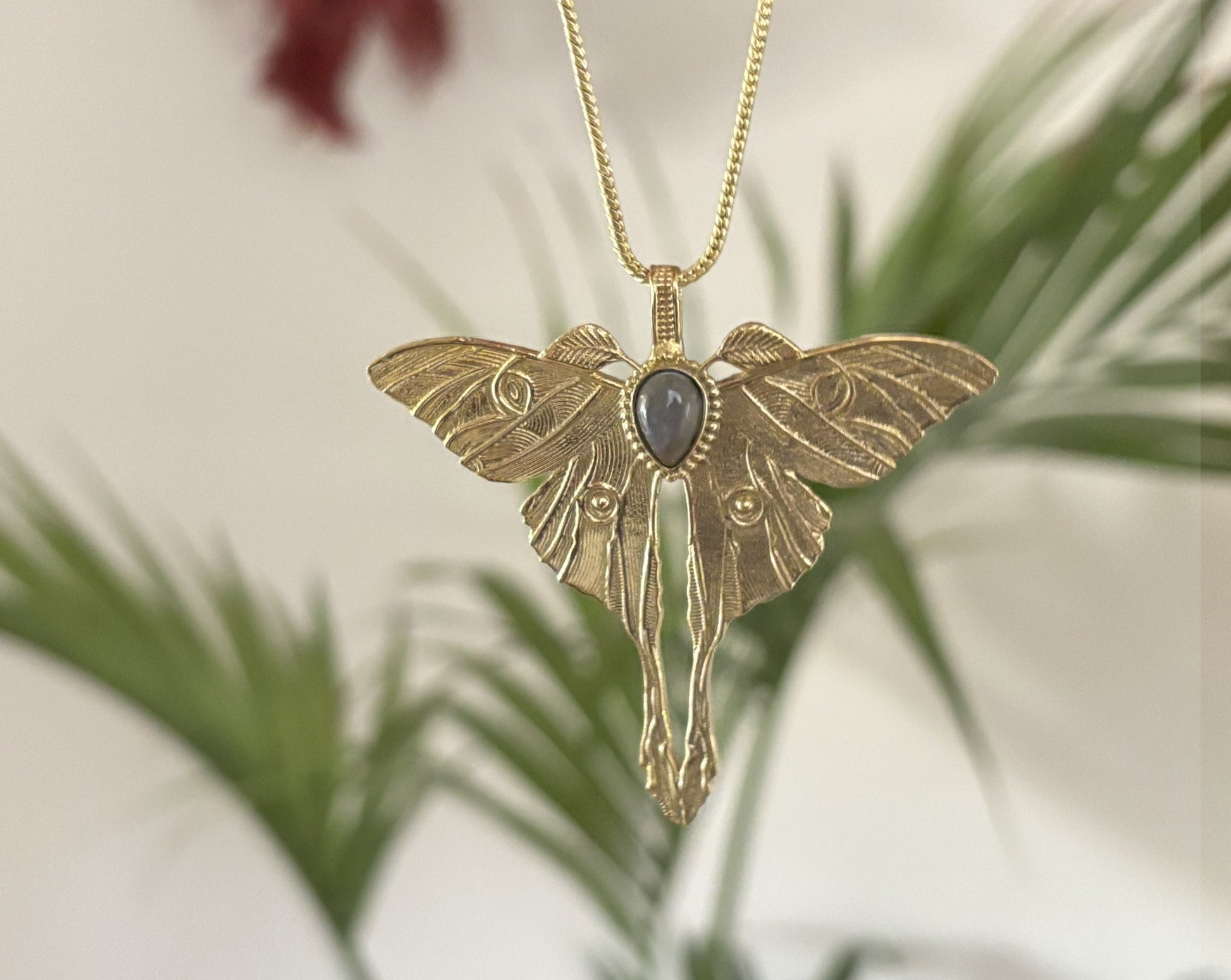 Gold/Sliver Luna Moth Necklace with Labradorite/Moonstone – Nature-Inspired Boho Statement Pendant.
