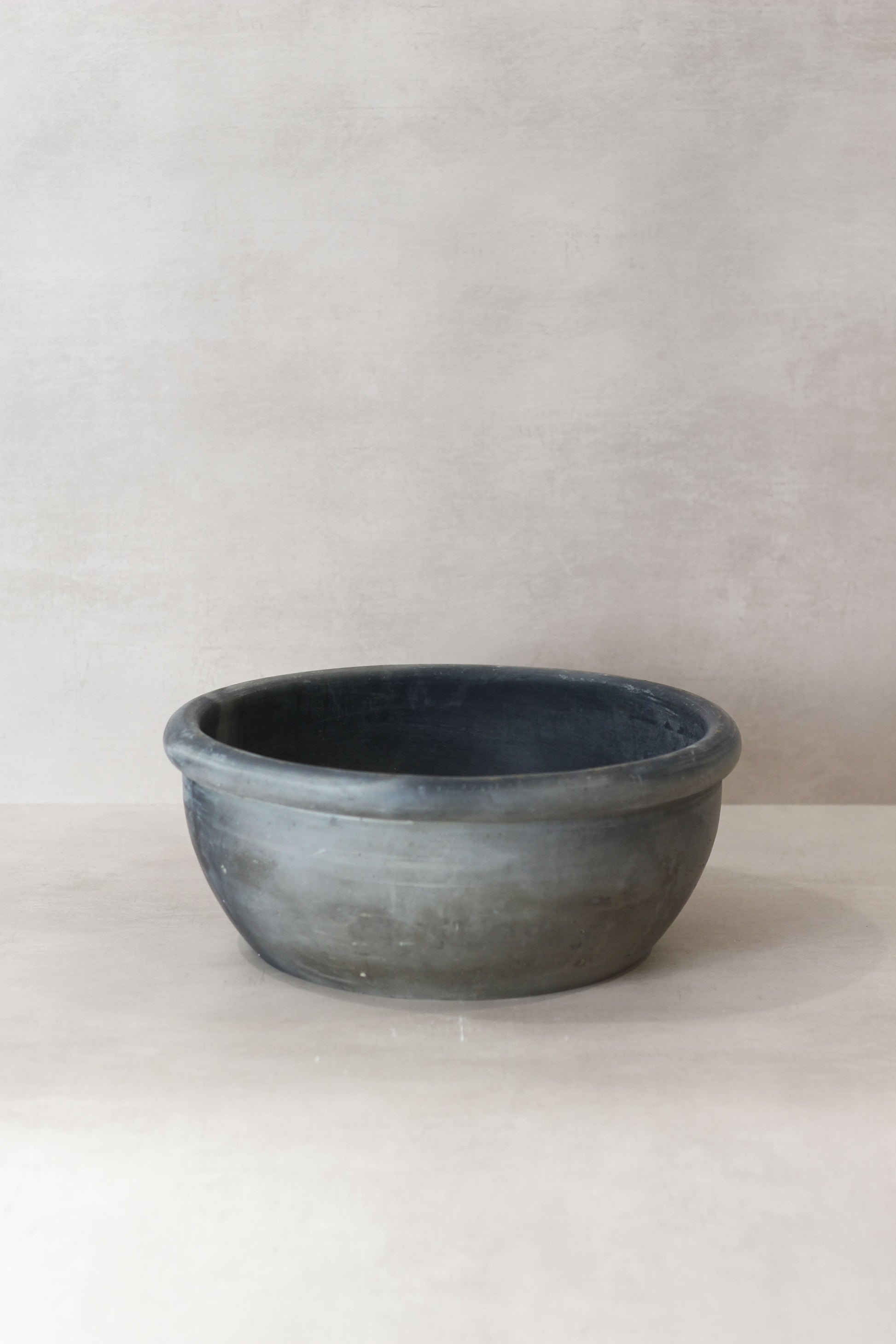 Wabi Sabi Antique Matt Grey Terracotta Bowl - OGB 01