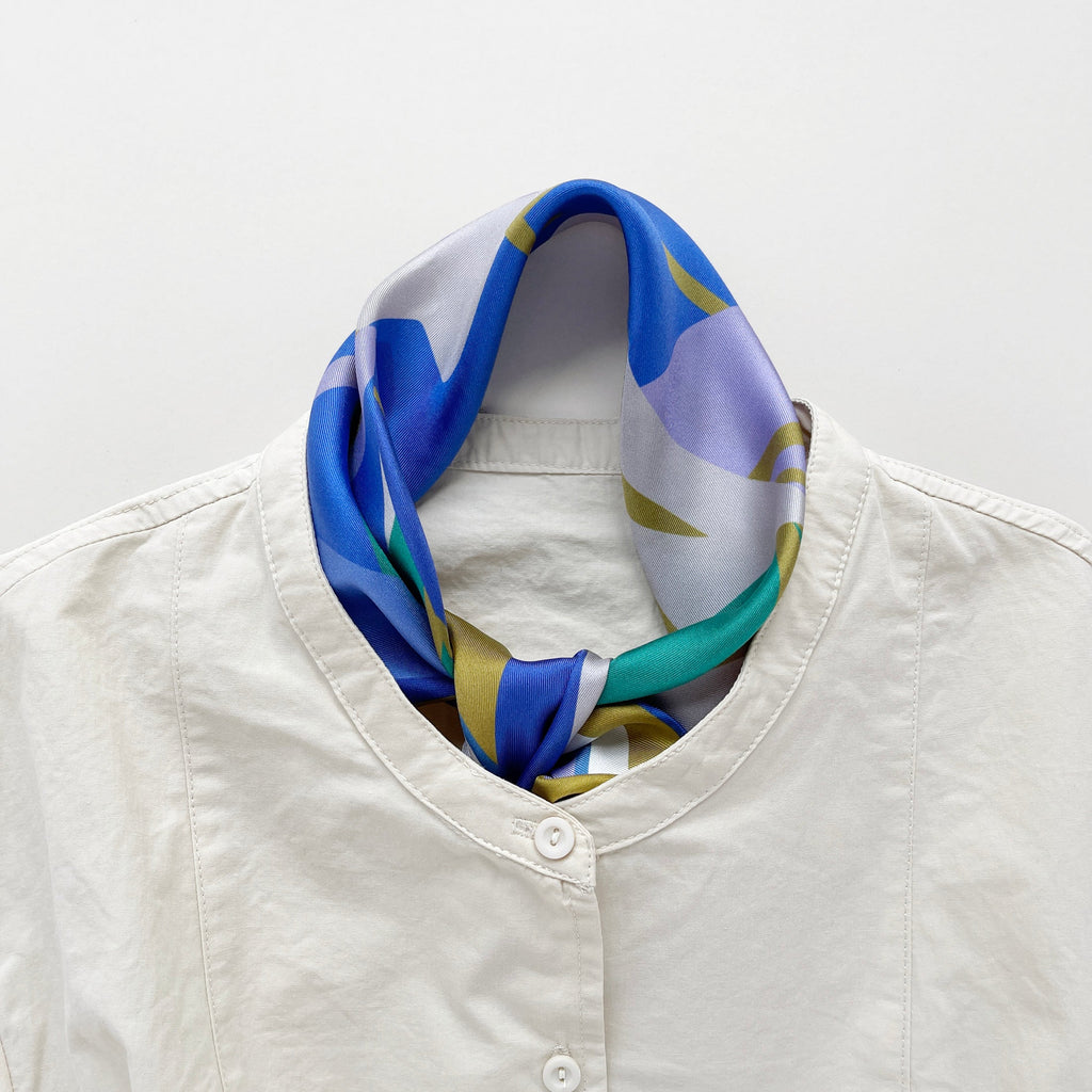 Blue Abstract Lotus Silk Square Scarf - 65cm Double-Sided Print Unisex Bandana Scarf with Hand-rolled Edges