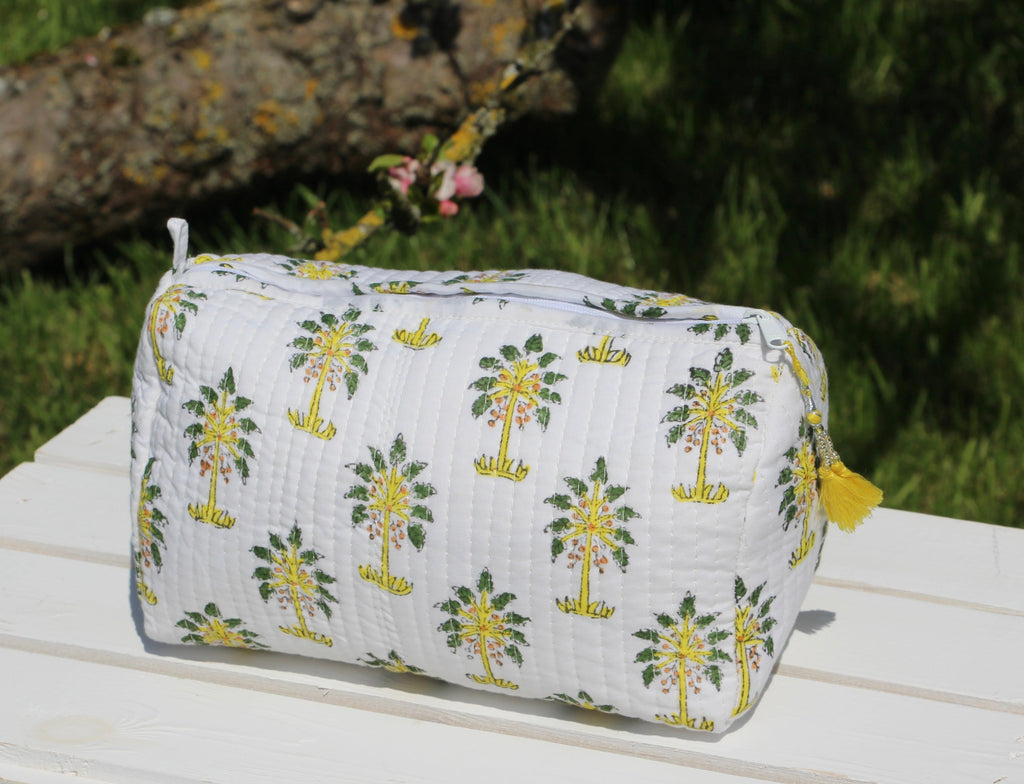 Lemon yellow - Wash Bag