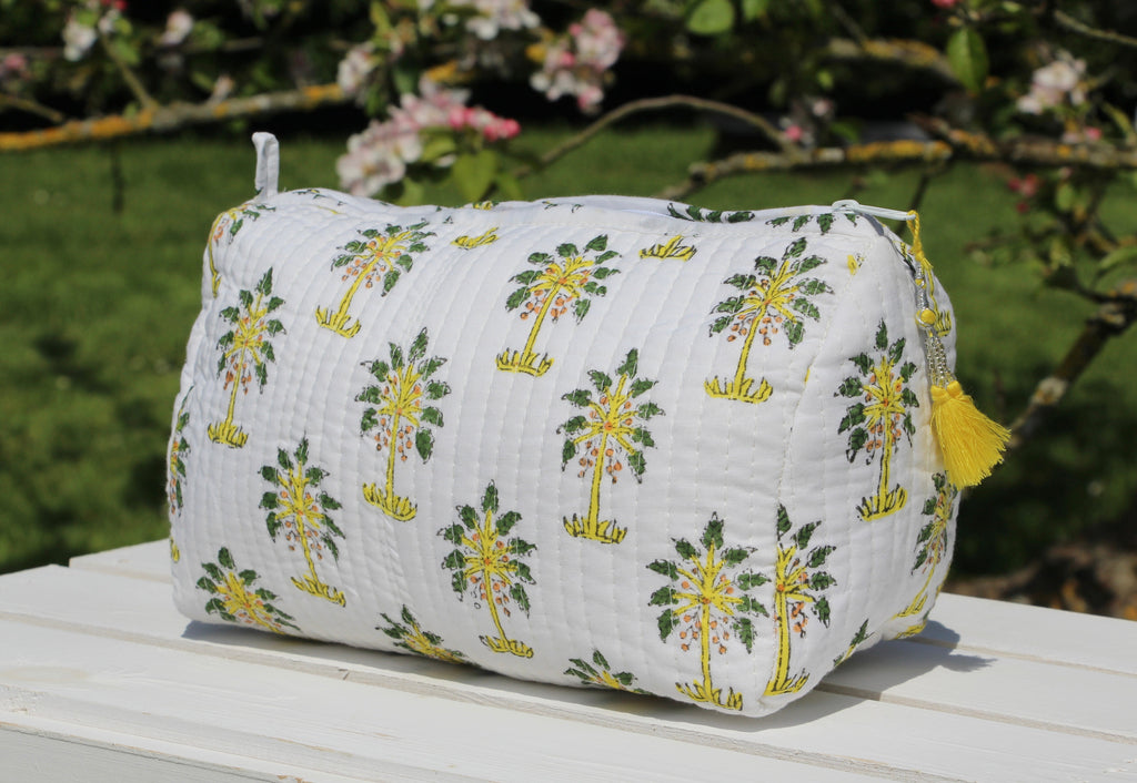 Lemon yellow - Wash Bag