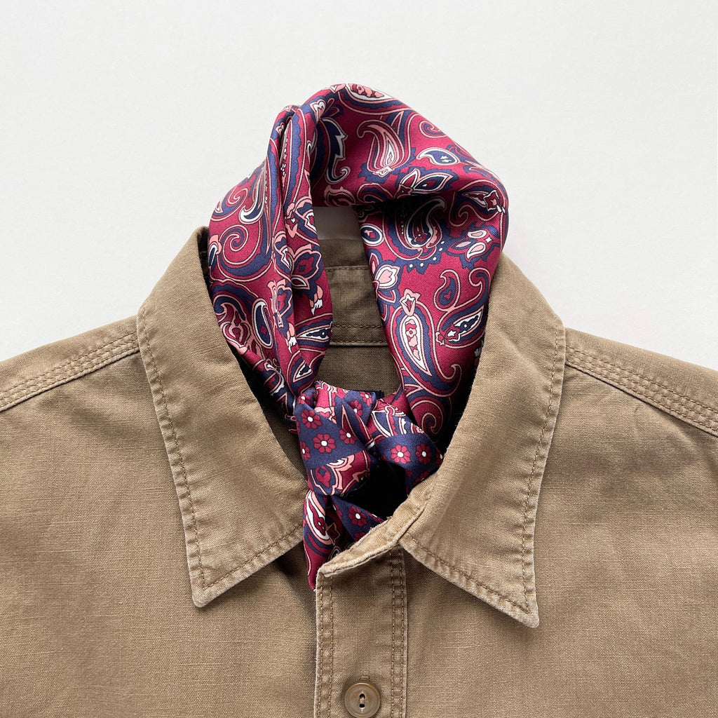 Classic Paisley Silk Scarf - 53cm Hand-rolled Men's Square Neckerchief