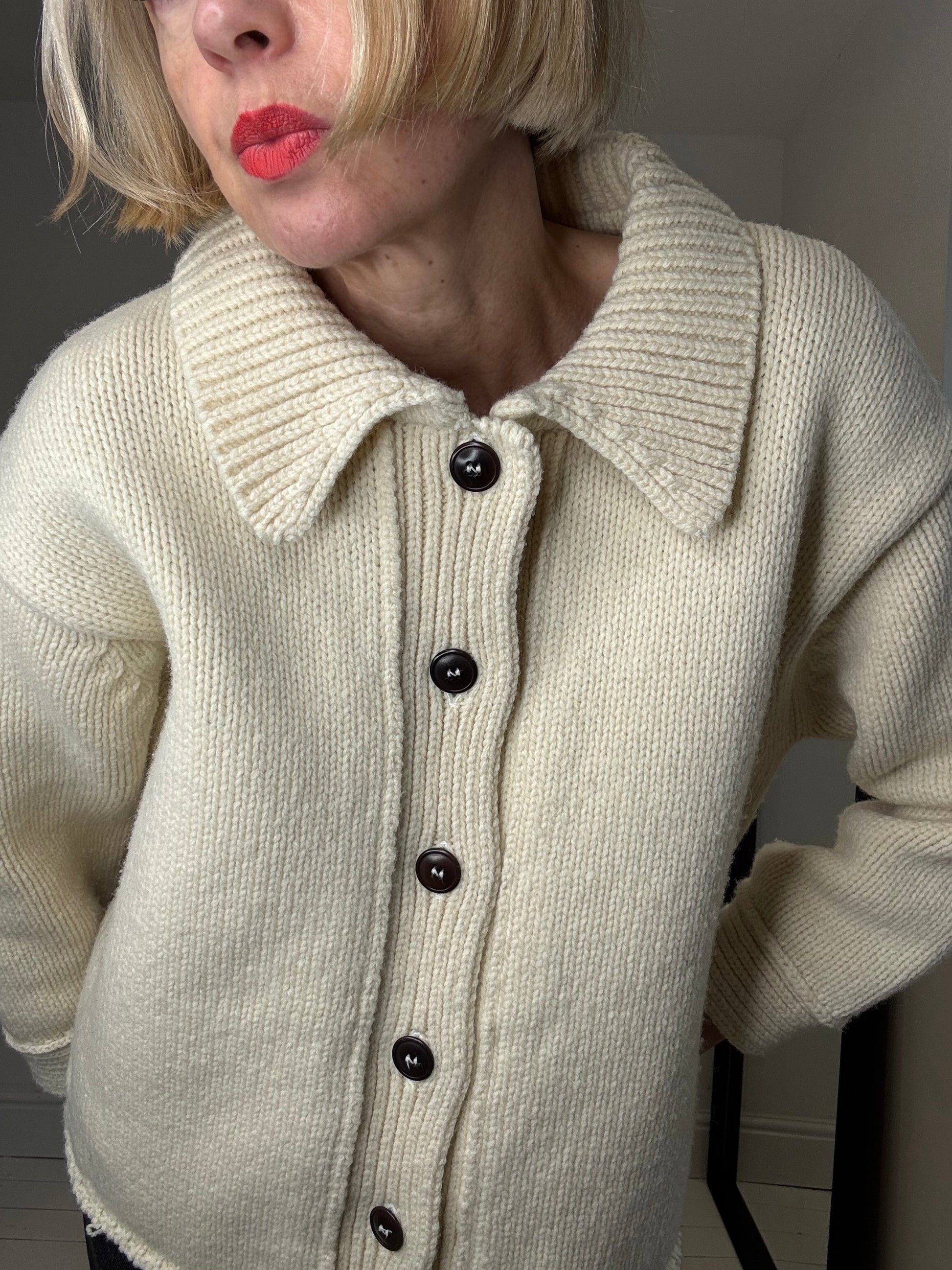 100% Spanish Merino Wool Cardigan in Natural