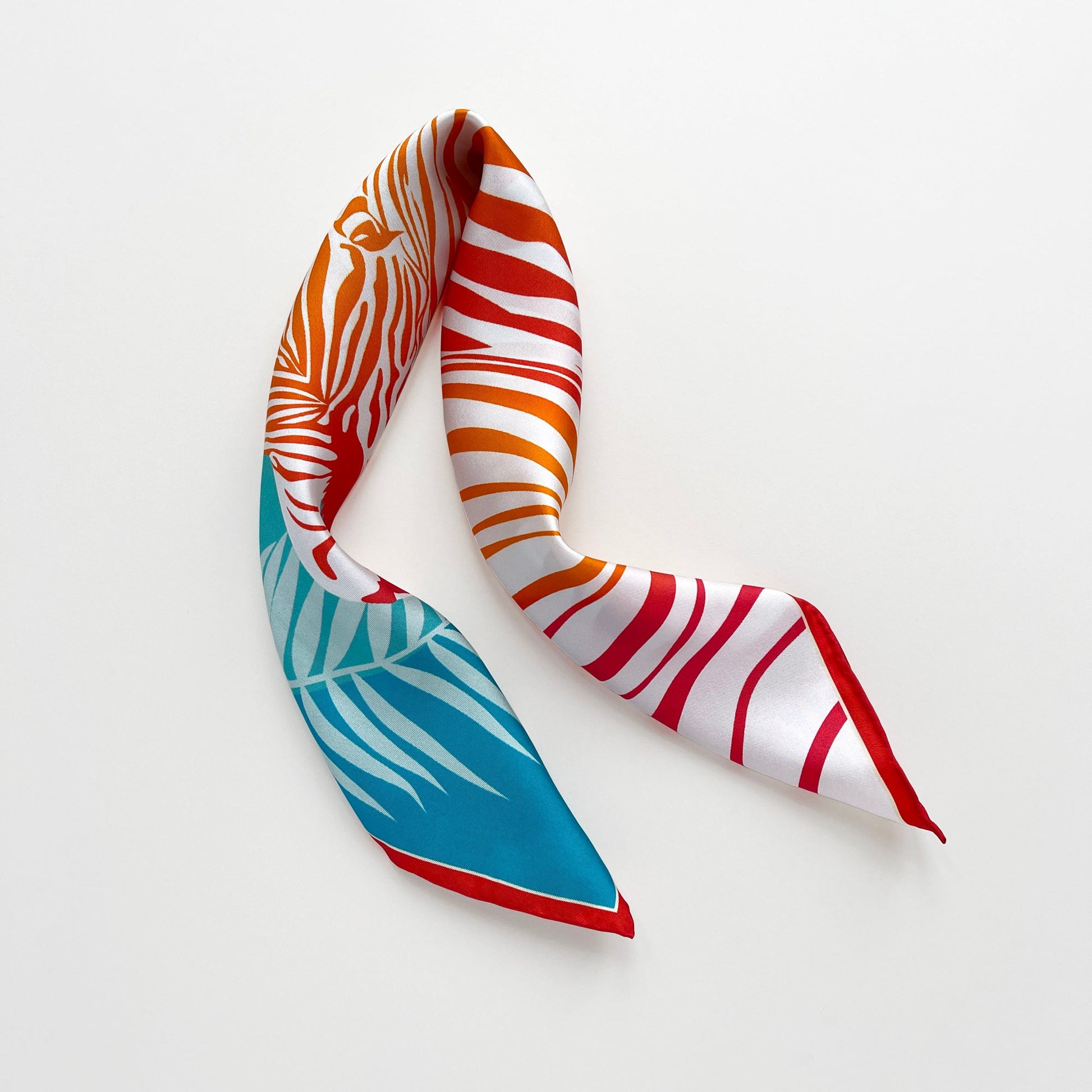 Vibrant Jungle Bloom Silk Scarf - 53cm Double-Sided Print Women's Bandana with Hand-Rolled Edges