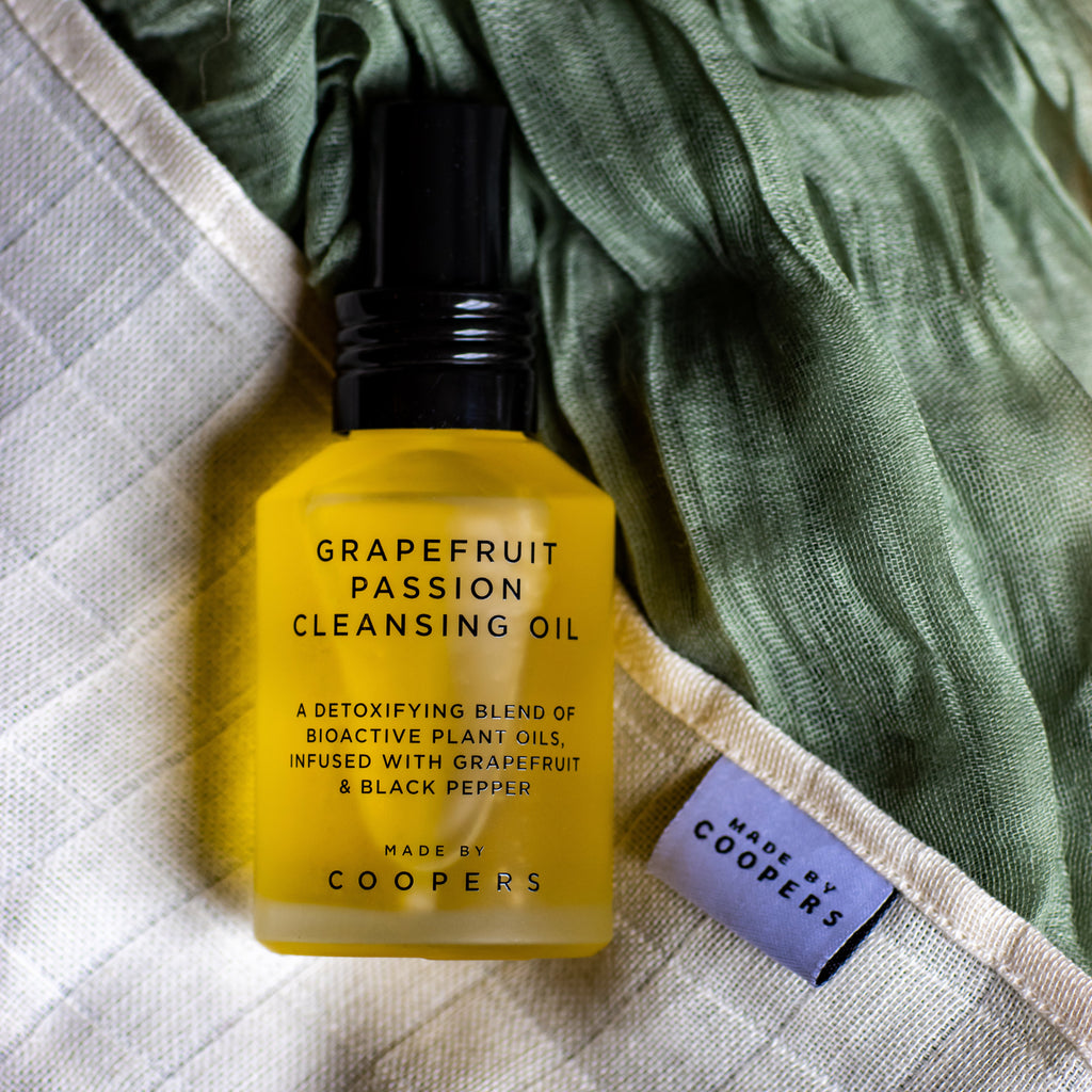 Cleanse and Glow Kit with Grapefruit Passion Cleansing Oil and Superfood Serum
