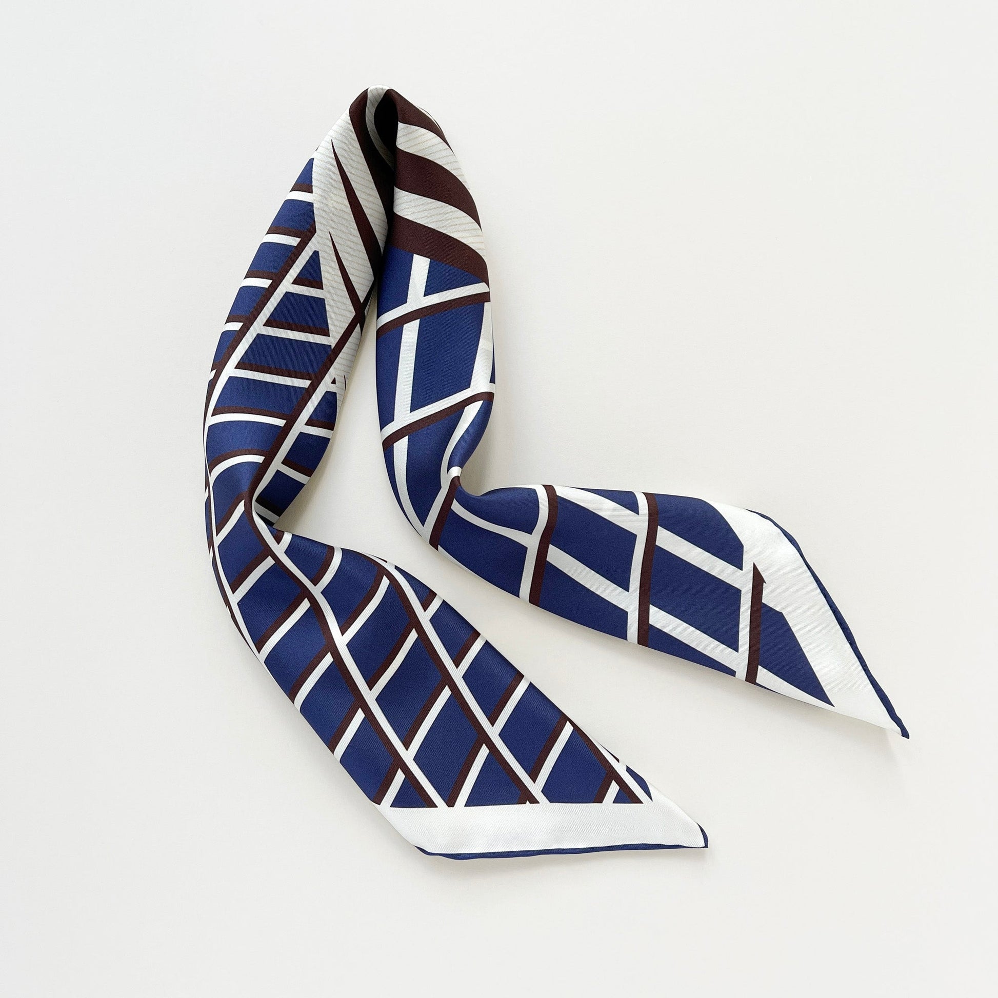 Kanagawa Wave Silk Scarf - 65cm Double-Sided Print Men's Neckerchief with Hand-Rolled Edges