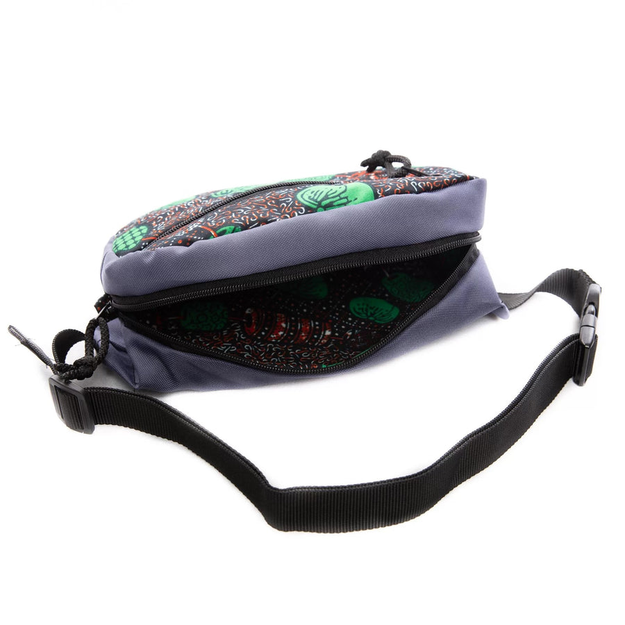 Versatile Colorful Waist Bag – Fits 0.5L Bottle, Adjustable Strap by Drinbags at www.brixbailey.com