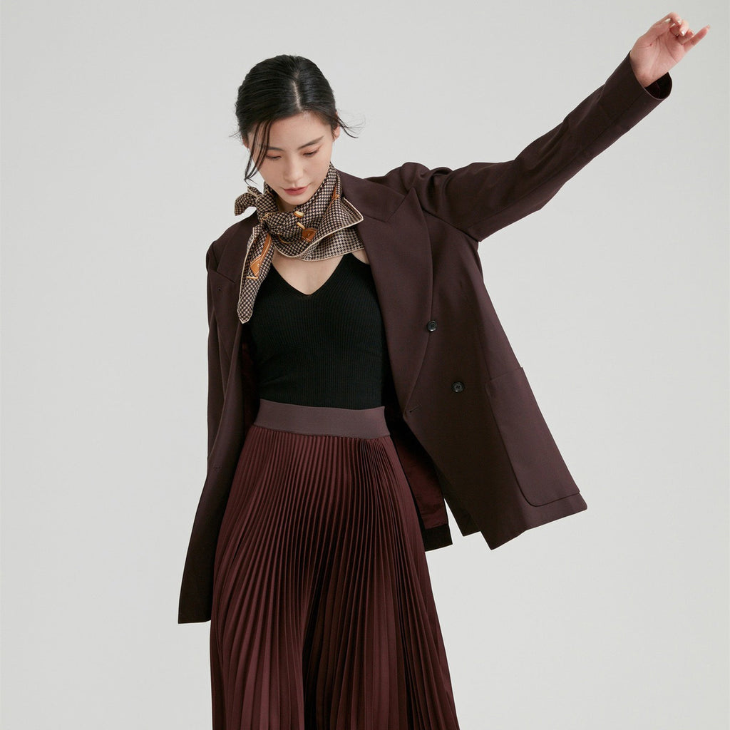 Black & Beige Classic Houndstooth Silk Scarf – 65cm Hand-Rolled Square Bandana