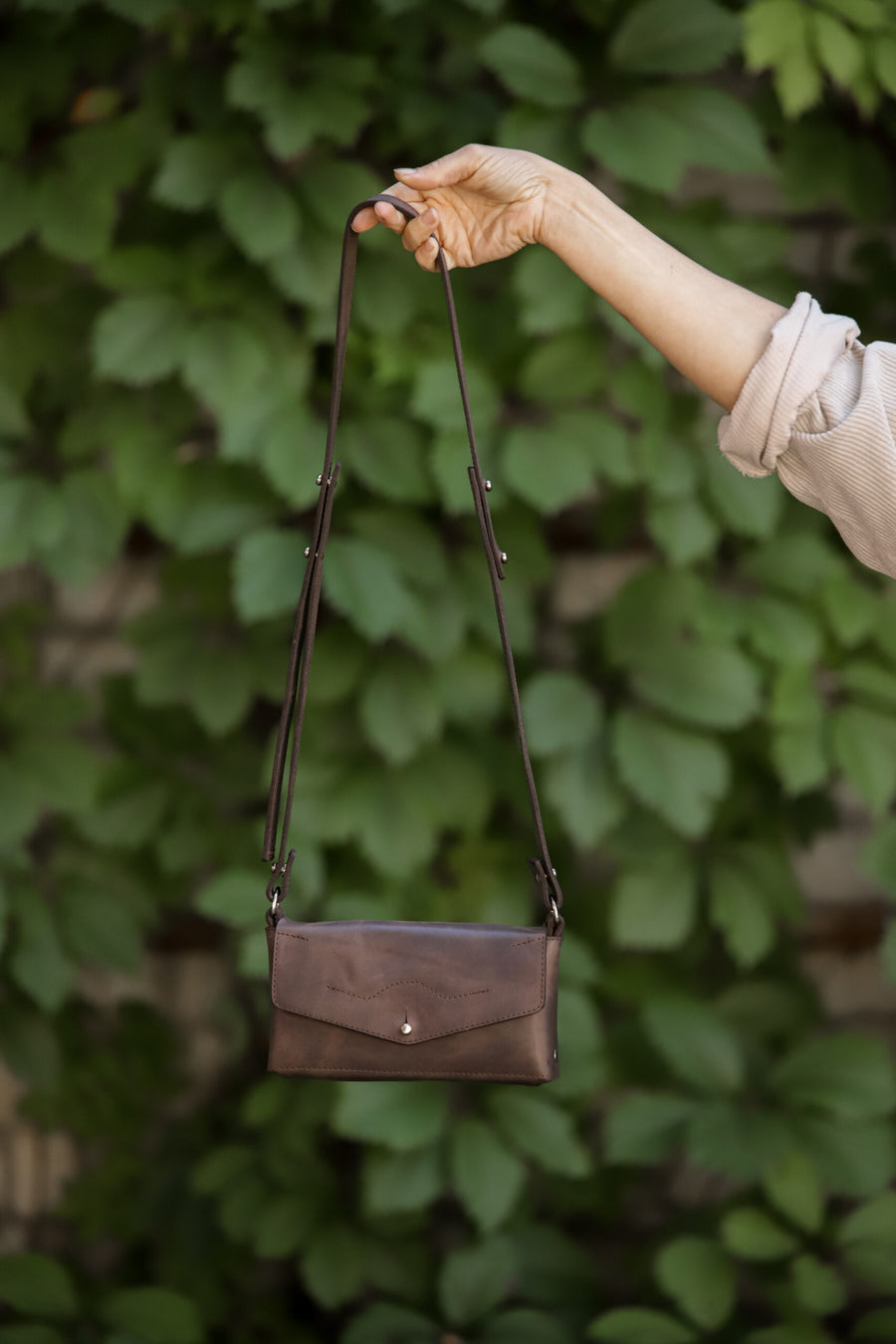 KOKUKA Bag – Versatile, Handcrafted & Multi-Style Leather Bag by eleriinseim at www.brixbailey.com