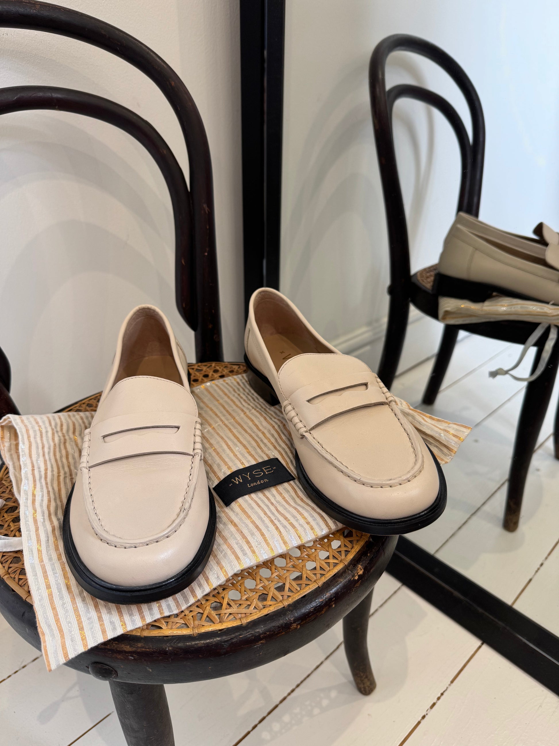 Cream Leather Loafer Size 38