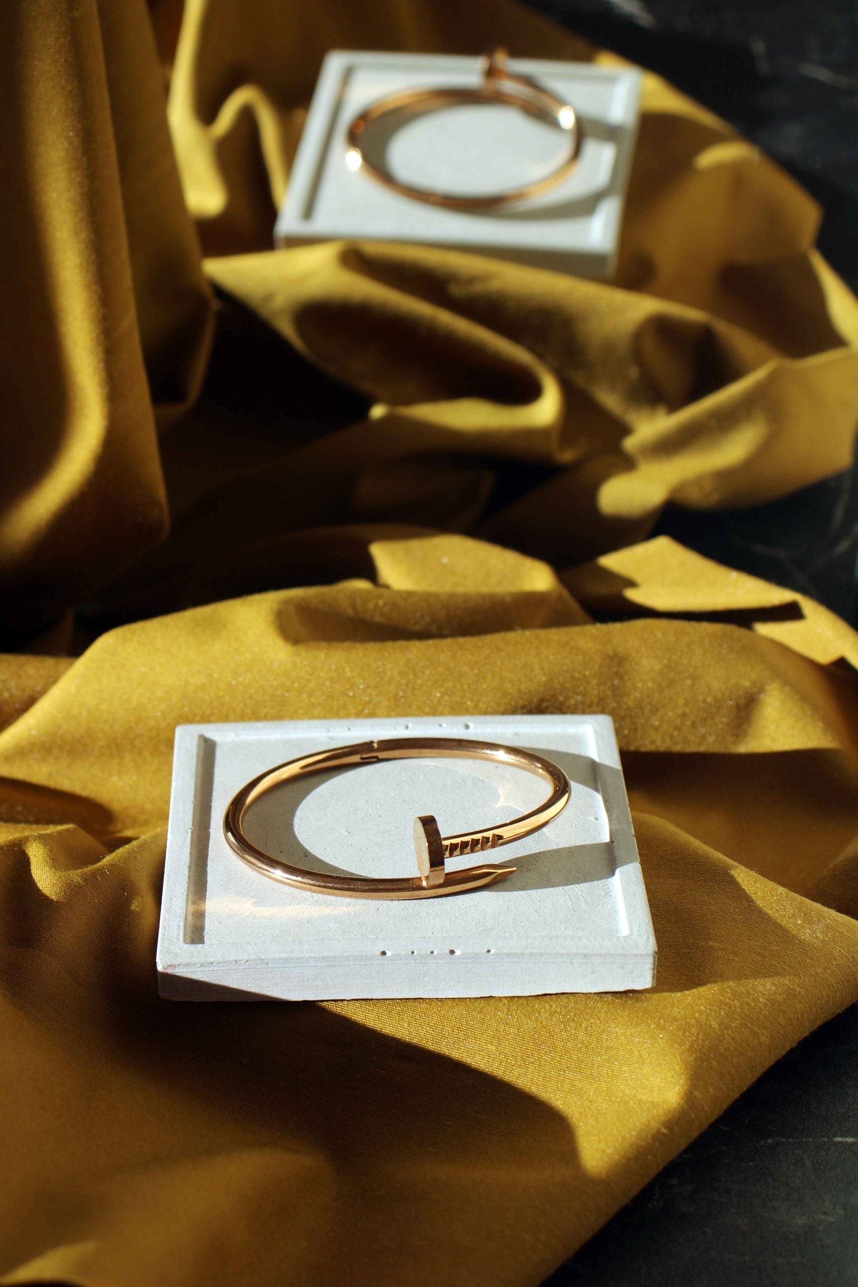 White Concrete Square Jewellery Holder