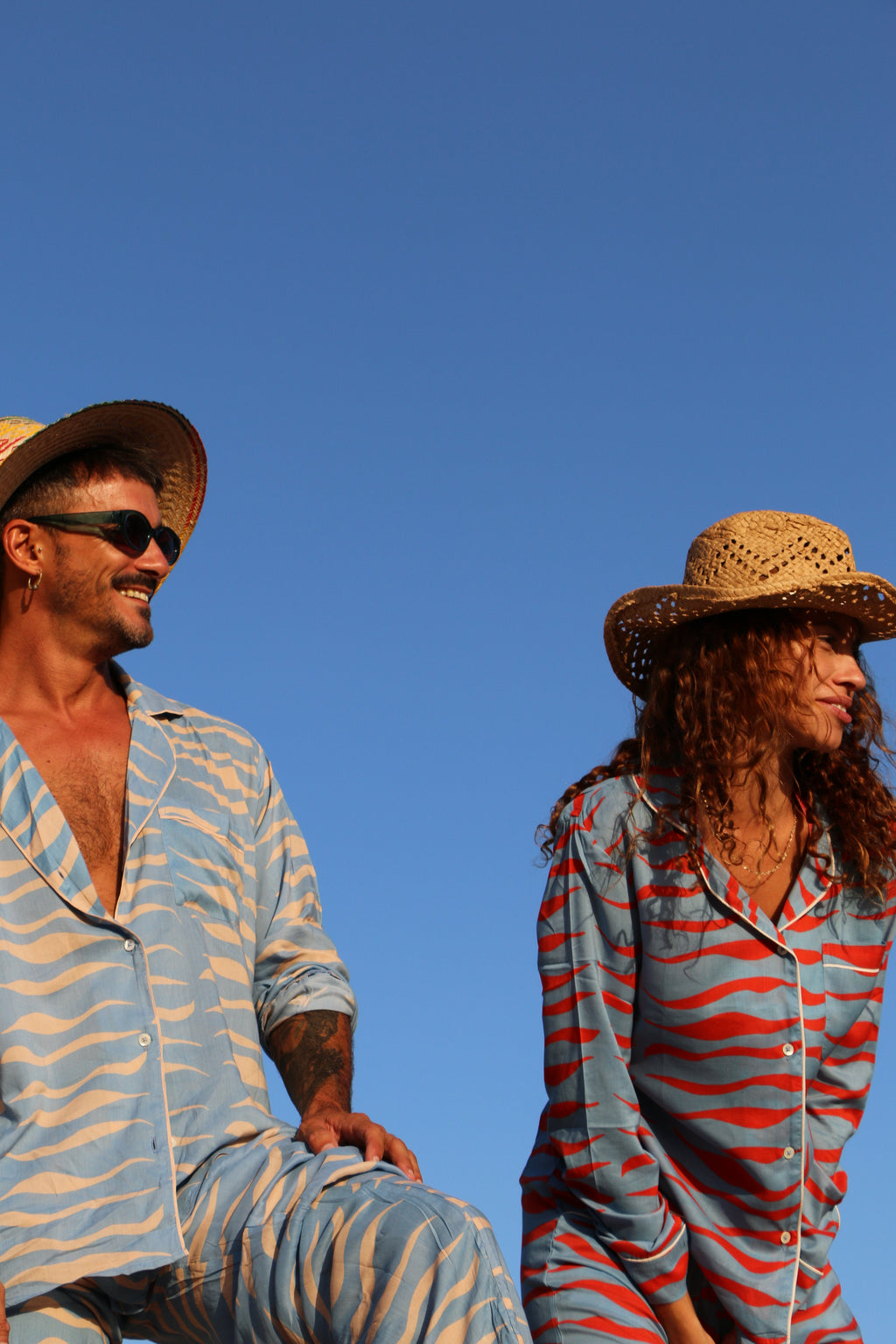 Unisex Can Roar Tiger Print Set