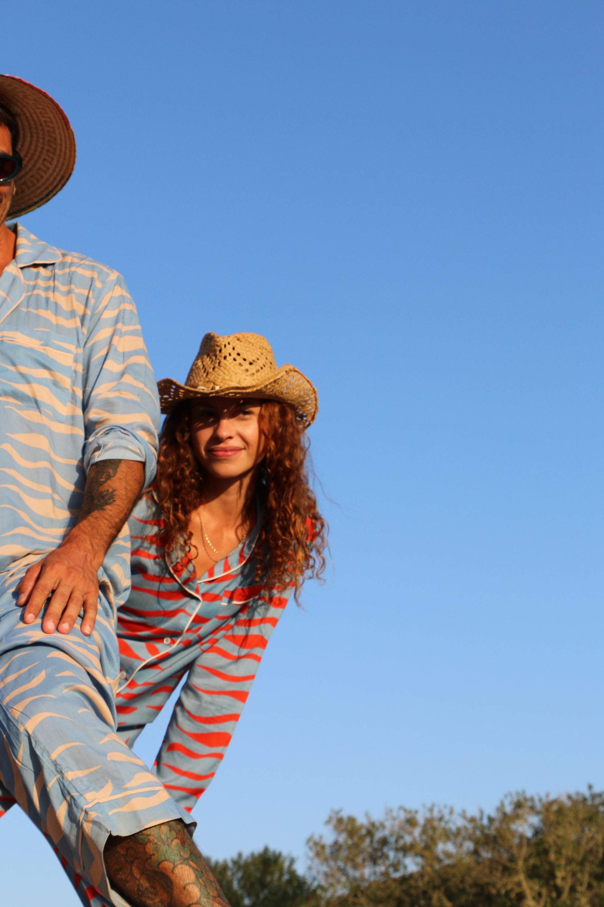 Unisex Can Roar Tiger Print Set