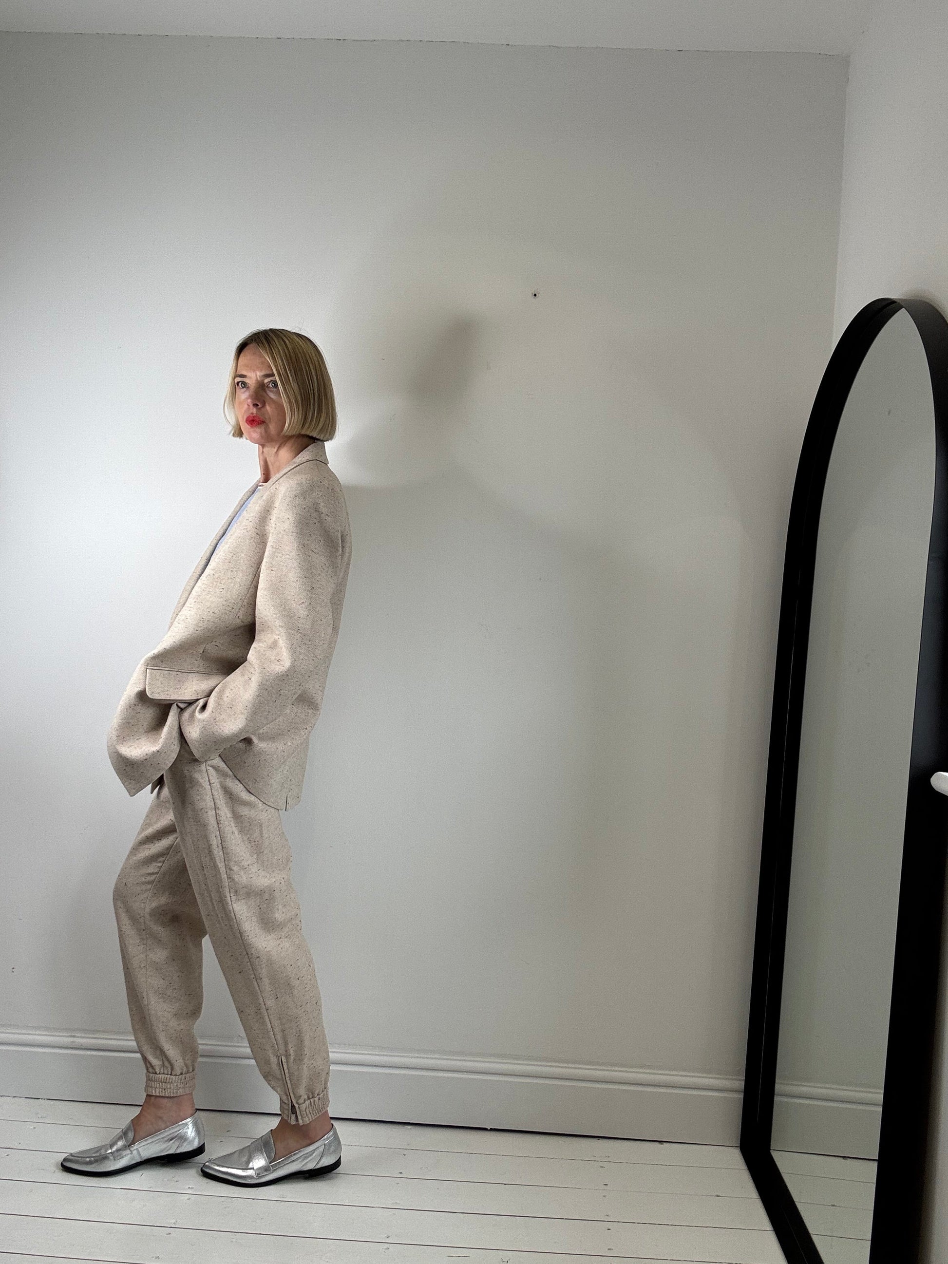 Herringbone Textured Suit in Pick