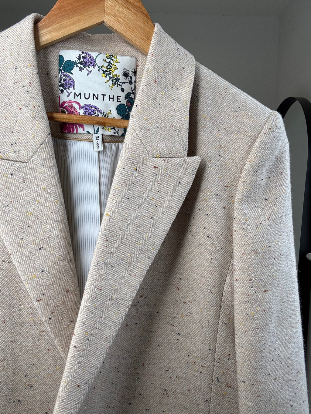 Herringbone Textured Suit in Pick