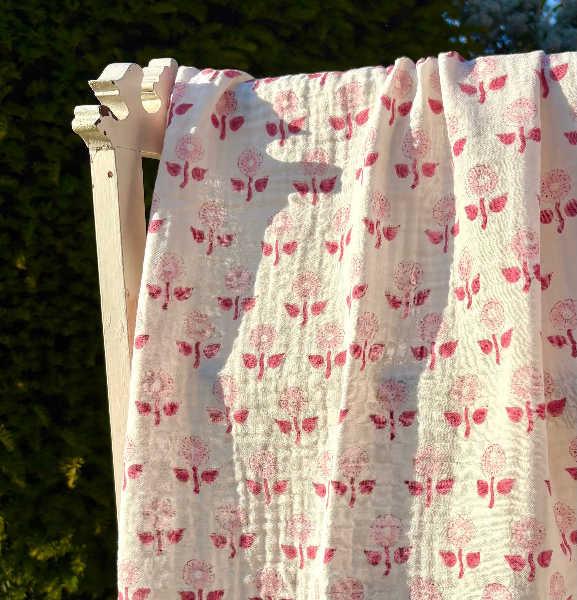 Woo Woo Muslin Swaddle - Rose Flower