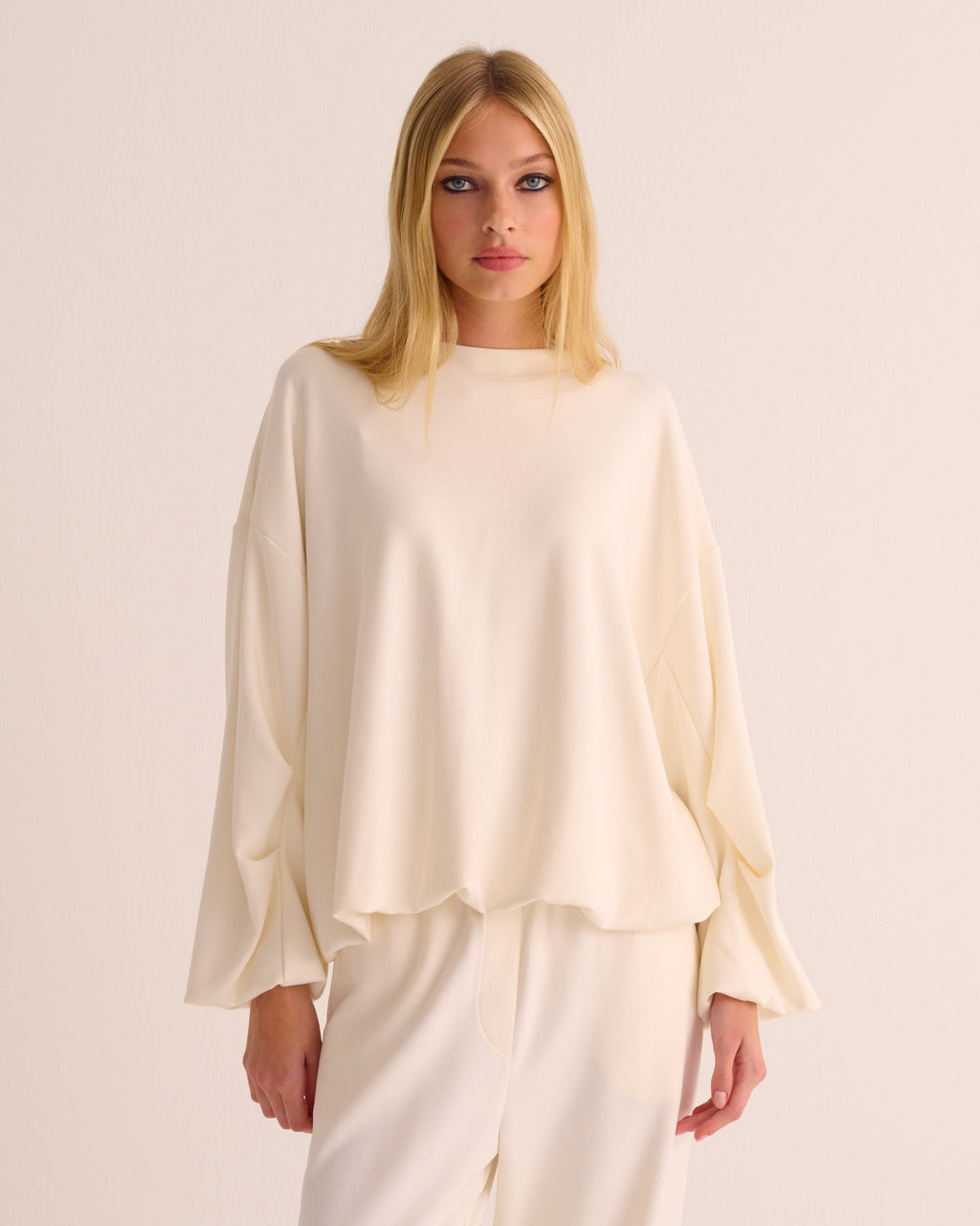 Cloud Dancer Sweatshirt and Joggers Set in Natural White