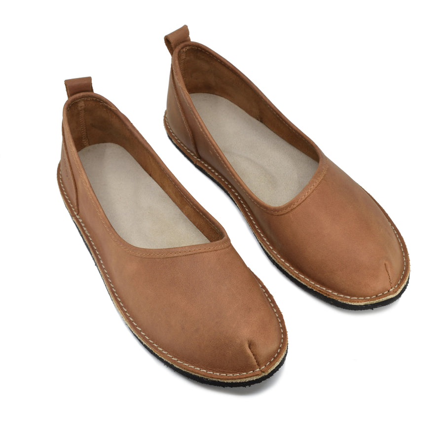 Handcrafted Kuutsid Shoes – Comfort & Style for Urban Life by Omaking at brixbailey.com