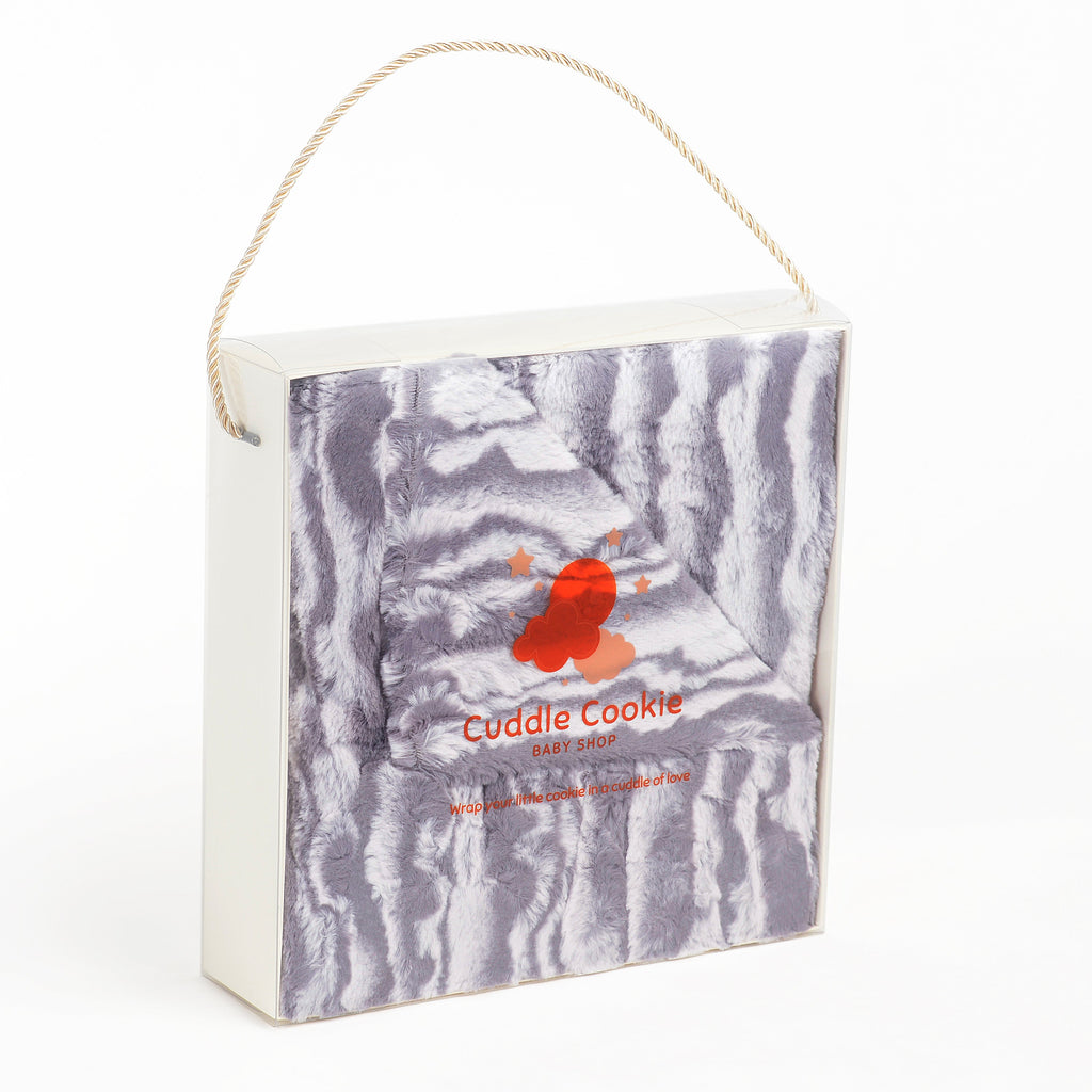 Luxury Grey Wavy Fur Blanket