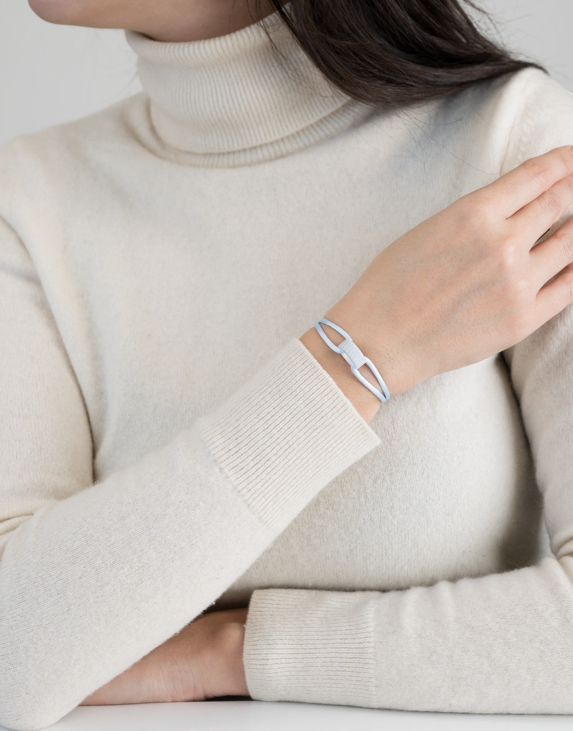 Snow Regent Cord Bracelet