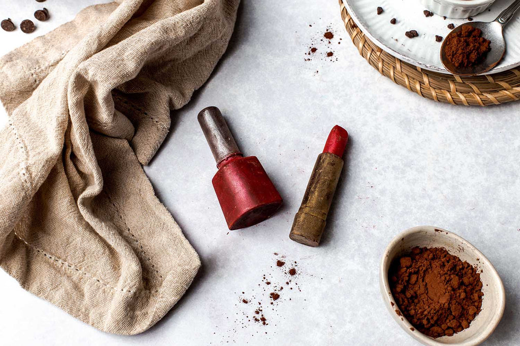 Luxury Chocolate Make-Up Gift Set – Lipstick, Nail Varnish, Mascara & Lips Gift Box