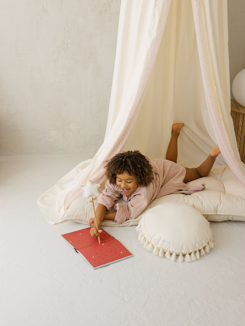 Kids Bed Canopy with Tulle and Tassels in Cream