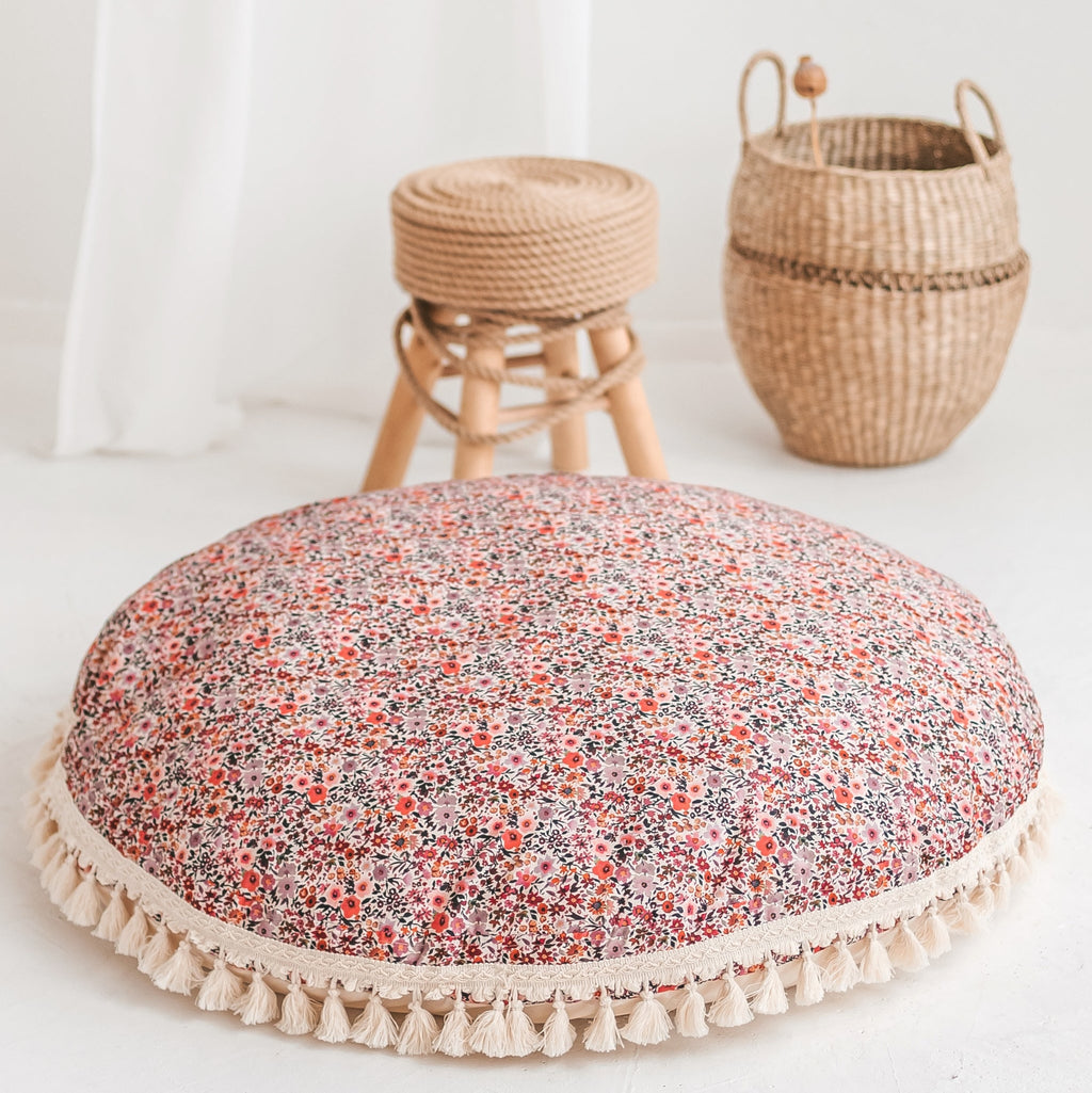 Big Floor Cushion in Rose Flower Pattern