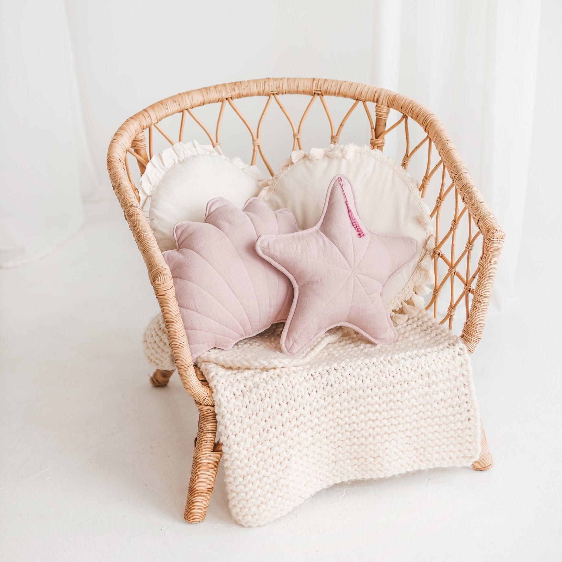 Linen Sea Star Pillow in Pink for Coastal Decor