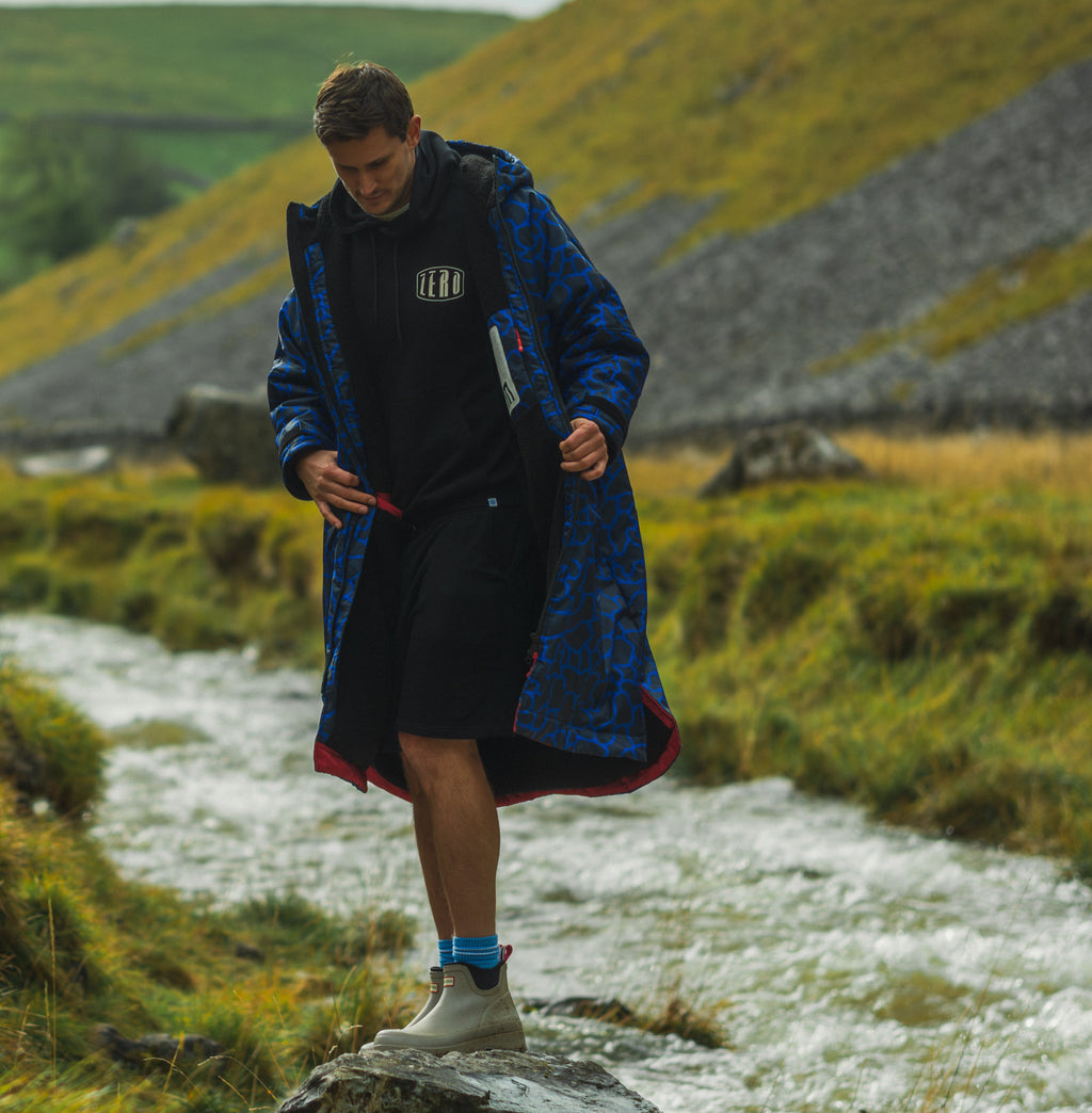 Unisex Brass Monkey Dip Coat Water Design