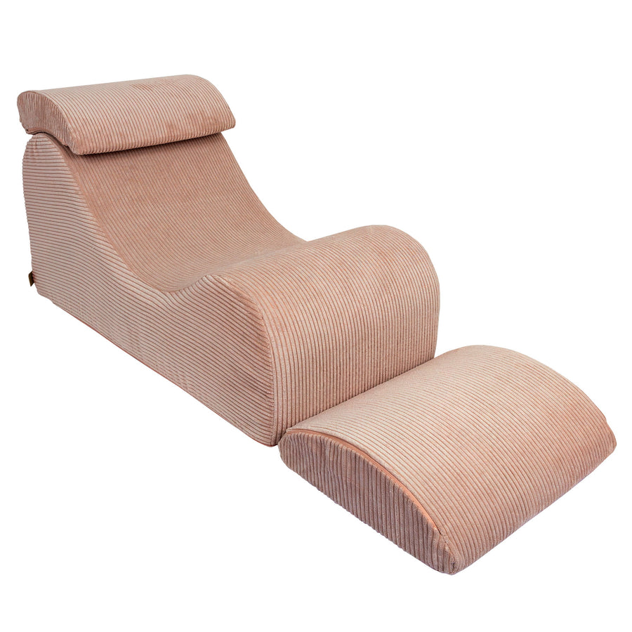 Wave Lounger – Ergonomic Chair for Ultimate Youth Comfort by MeowBaby at www.brixbailey.com