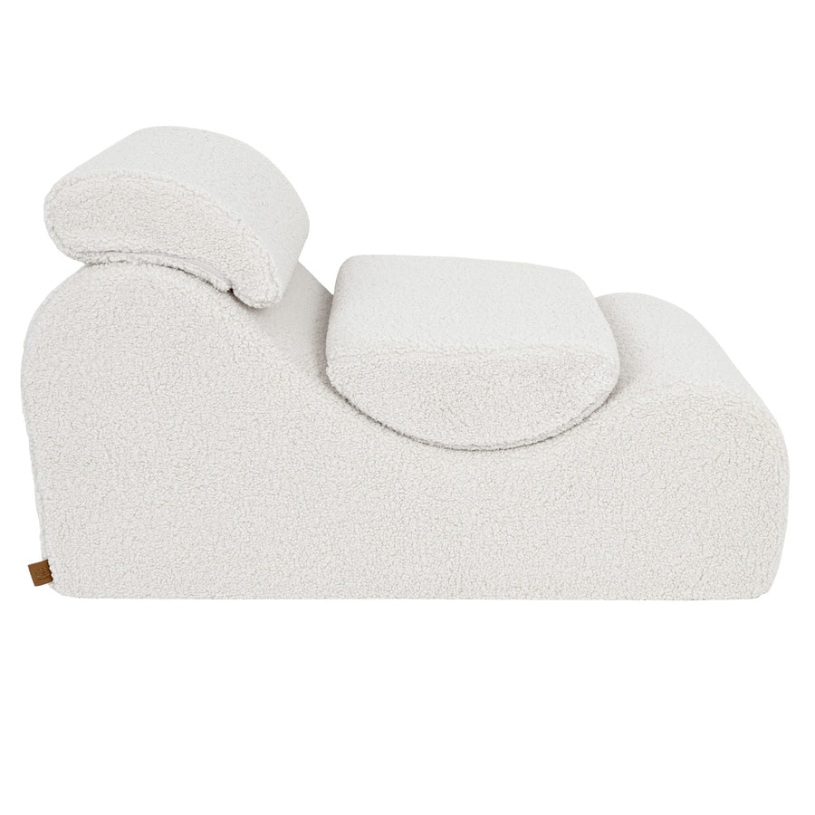 Wave Lounger – Modern, Ergonomic Chair for Youth Comfort by MeowBaby at www.brixbailey.com