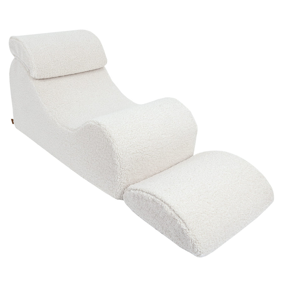 Wave Lounger: Modern Kids' Comfort Chair – Ergonomic & Stylish by MeowBaby at www.brixbailey.com