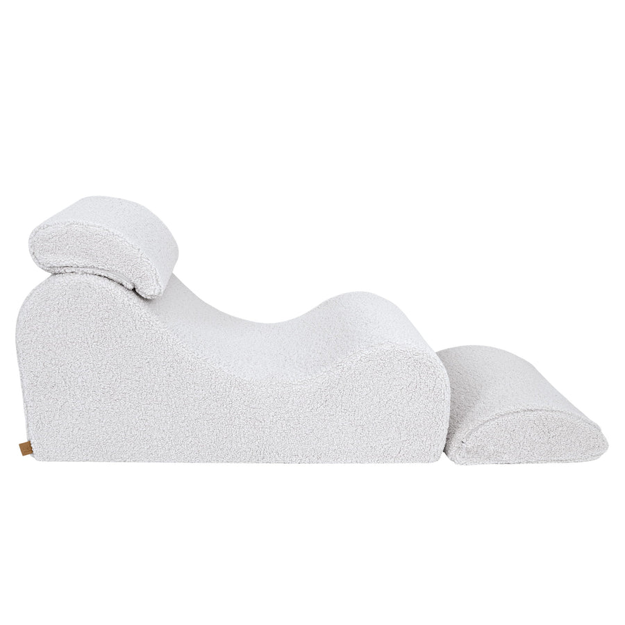 Wave Lounger – Modern Comfort for Kids & Teens by MeowBaby at www.brixbailey.com