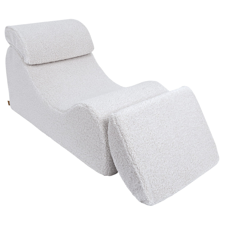 Wave Lounger – Modern & Ergonomic Chair for Youth by MeowBaby at www.brixbailey.com