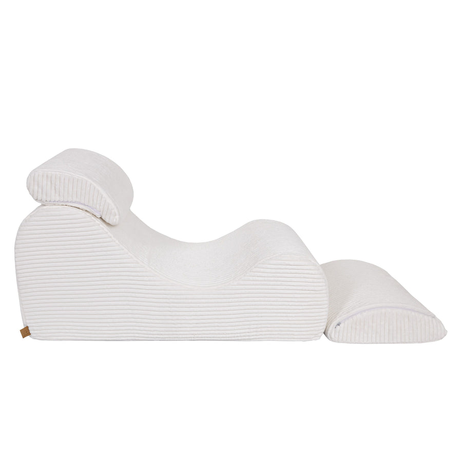 Wave Lounger – Modern S-Shaped Comfort Chair for Youth by MeowBaby at www.brixbailey.com