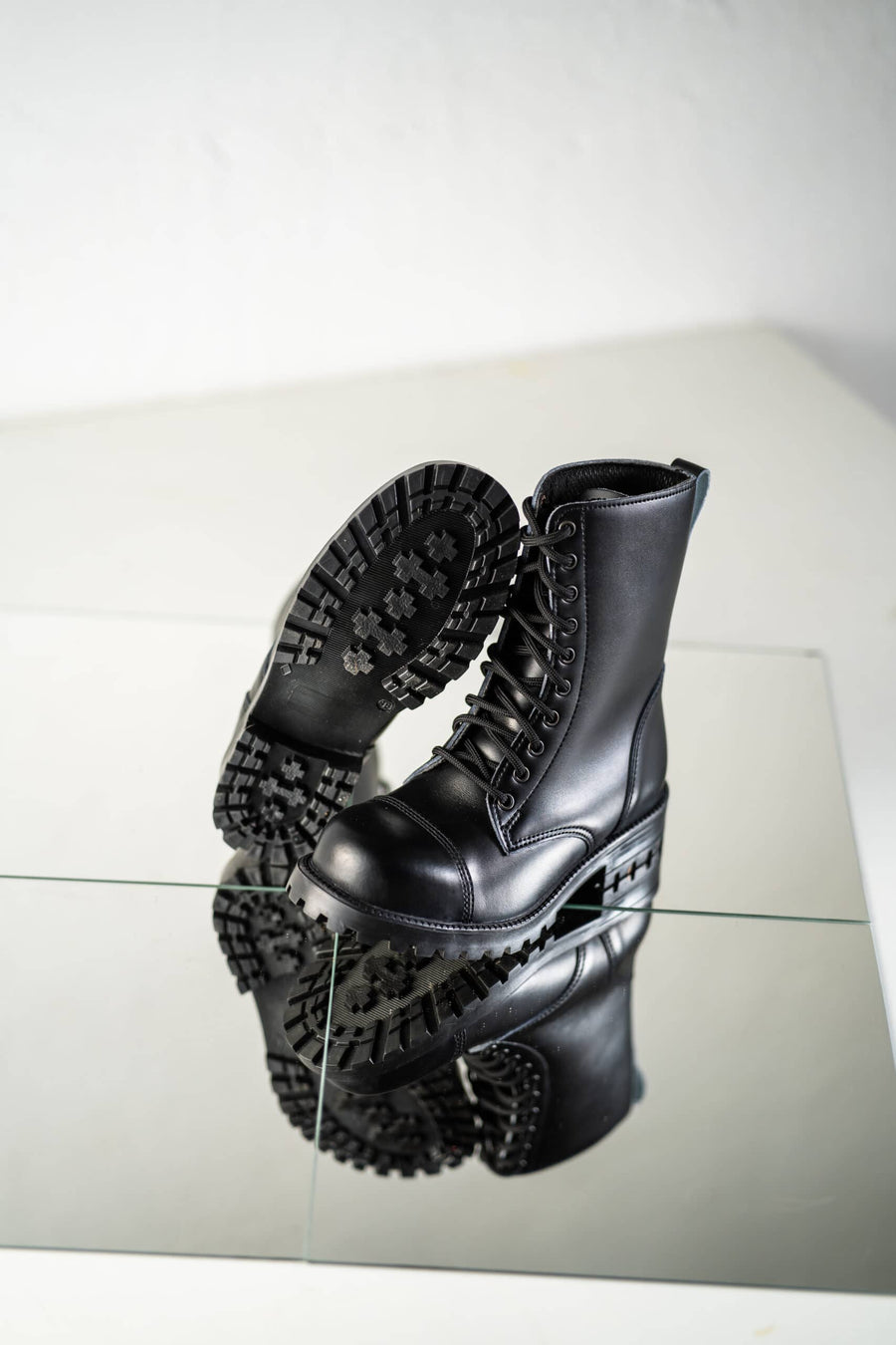 Rugged 511 Blacks Punk-Style Boots – Durable & Stylish by Samelin at www.brixbailey.com