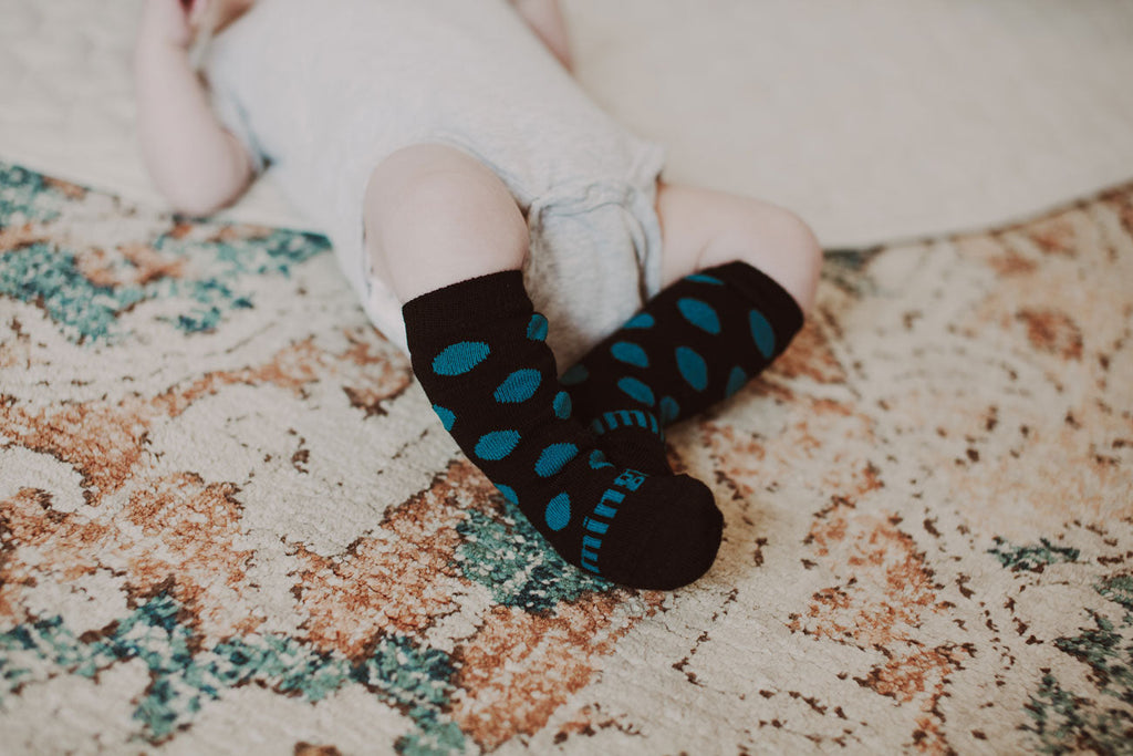 Neo Knee High Socks for Babies in Black and Blue